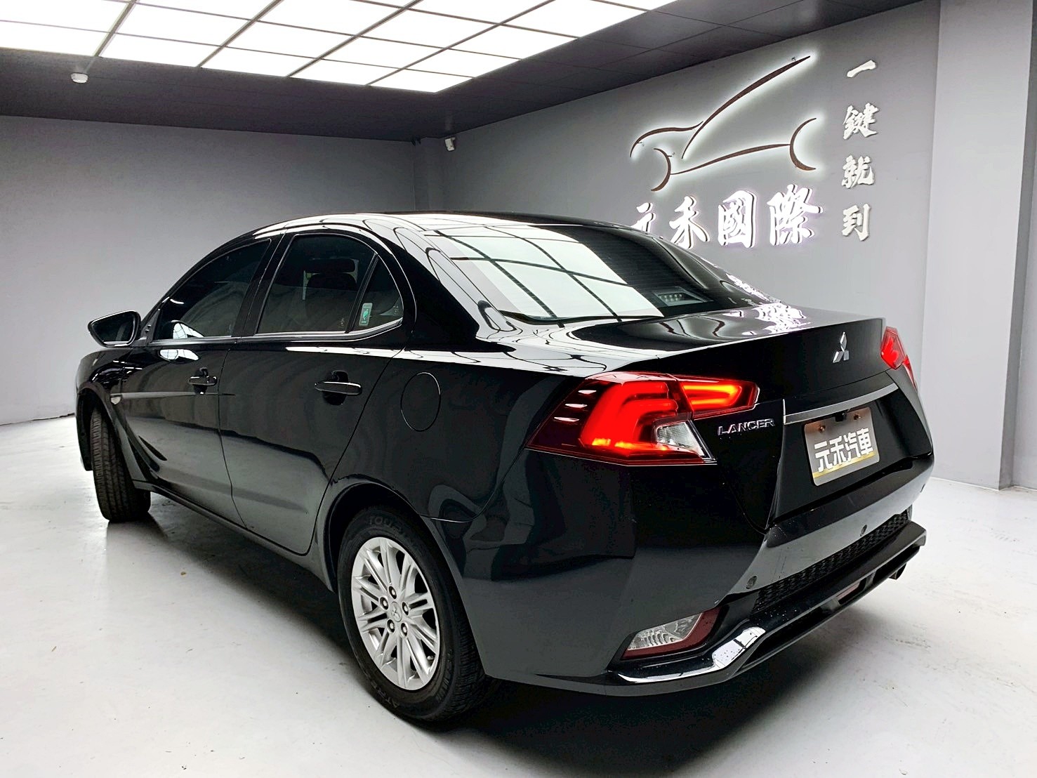 可回原廠 2017 Mitsubishi Grand Lancer 經典型『小李經理』元禾國際車業/特價中/一鍵就到  第3張相片