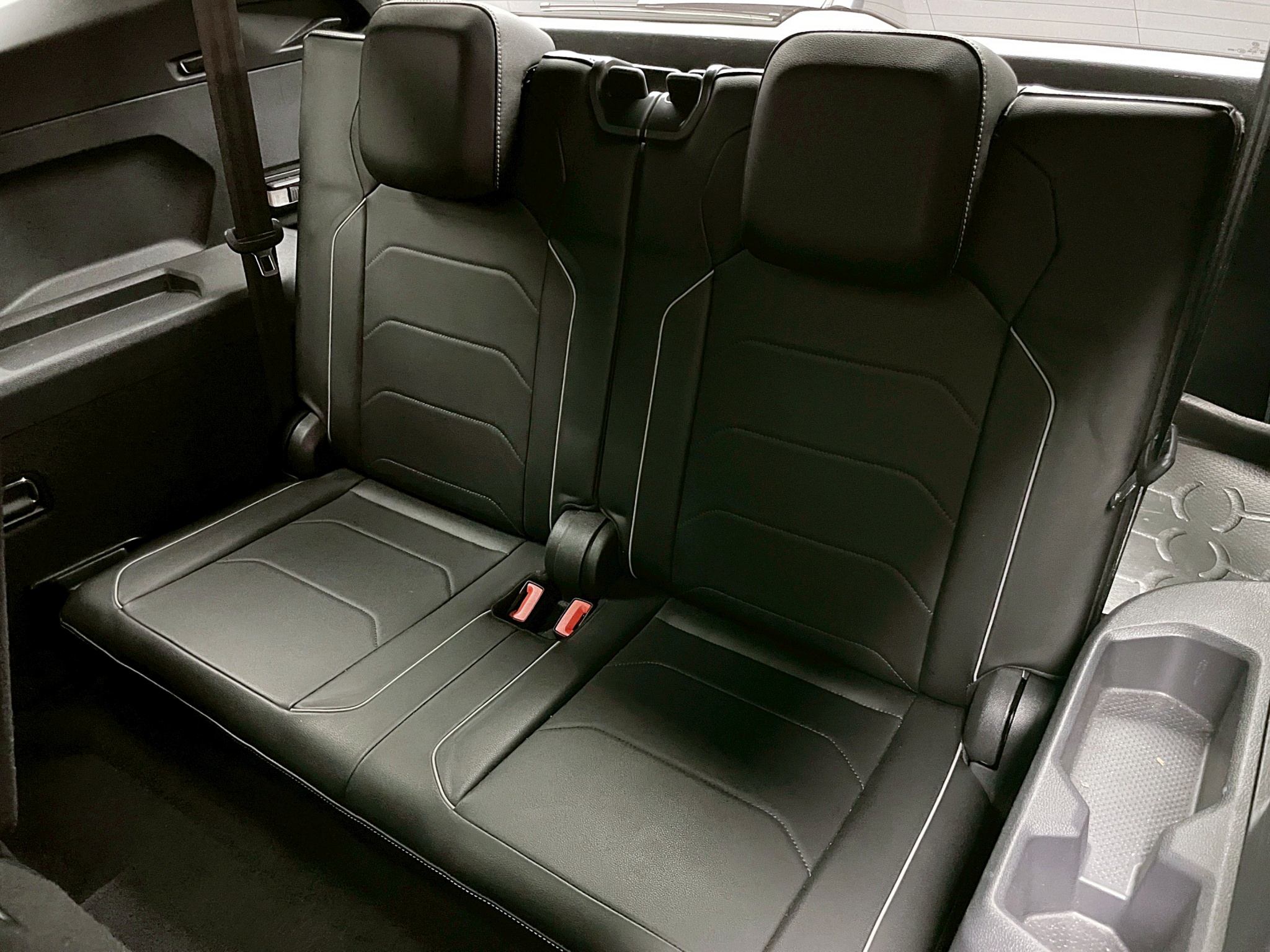 可回原廠 2021/22 福斯 Tiguan Allspace 380TSI R-Line Performance 七人座『小李經理』元禾國際車業/特價中/一鍵就到  第17張相片