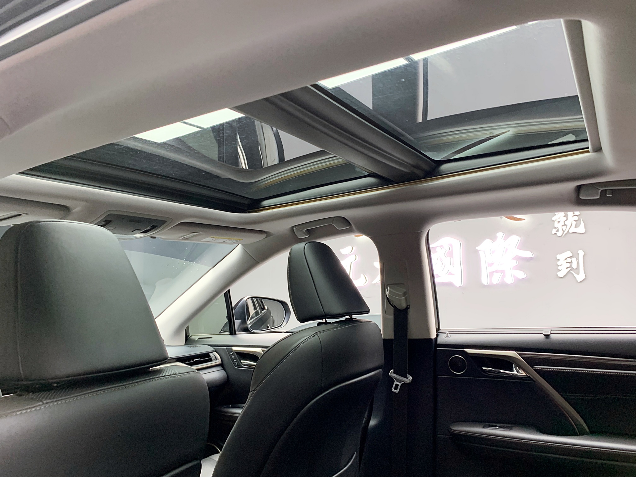 可回原廠 2016 Lexus RX350 旗艦版『小李經理』元禾國際車業/特價中/一鍵就到  第14張相片