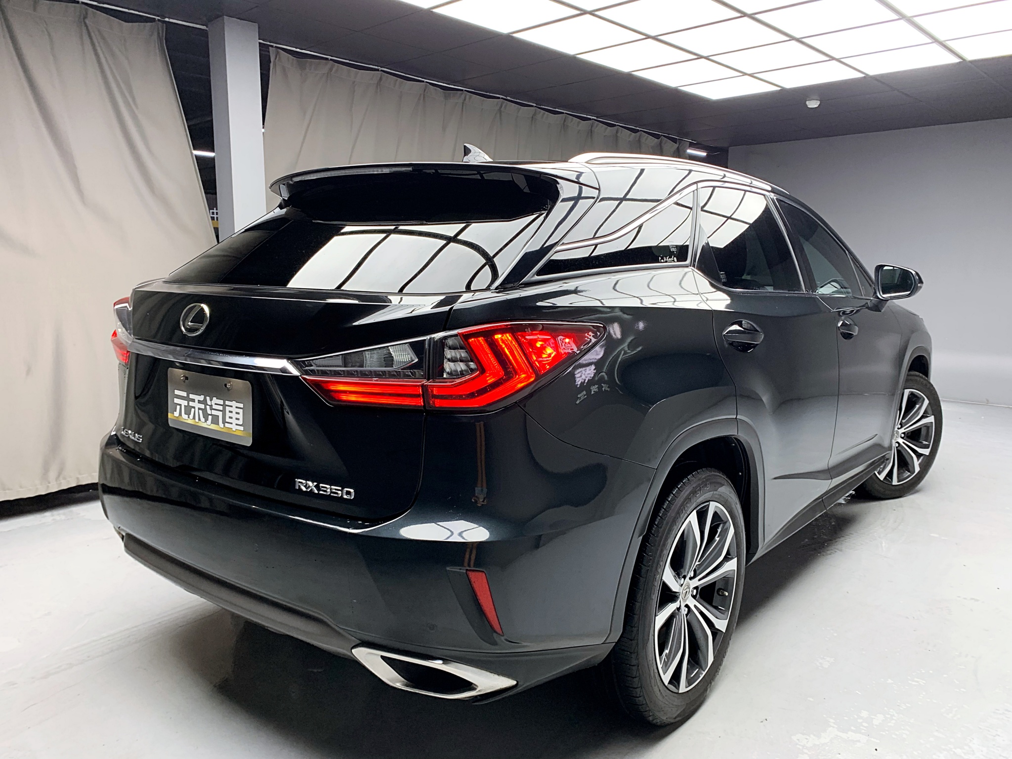 可回原廠 2016 Lexus RX350 旗艦版『小李經理』元禾國際車業/特價中/一鍵就到  第18張相片