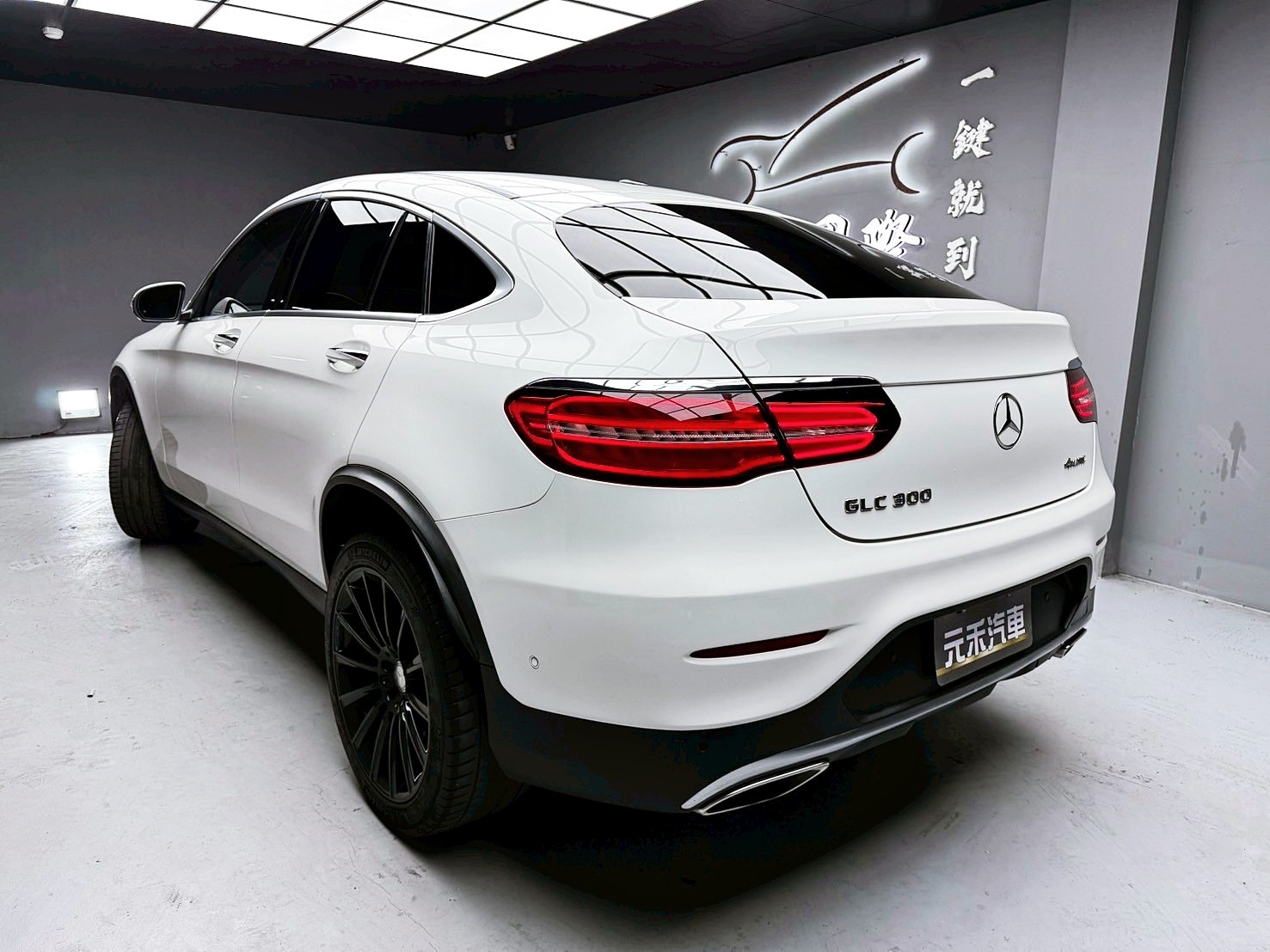 可回原廠 2016/17 Benz GLC300 Coupe AMG 4MATIC C253型『小李經理』元禾國際車業/特價中/一鍵就到  第3張相片