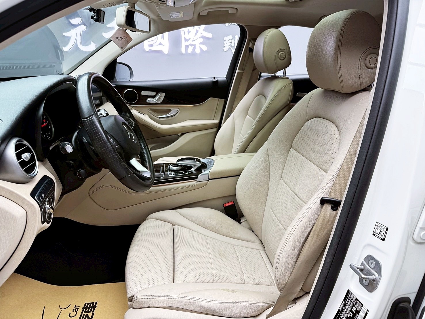 可回原廠 2016/17 Benz GLC300 Coupe AMG 4MATIC C253型『小李經理』元禾國際車業/特價中/一鍵就到  第15張相片