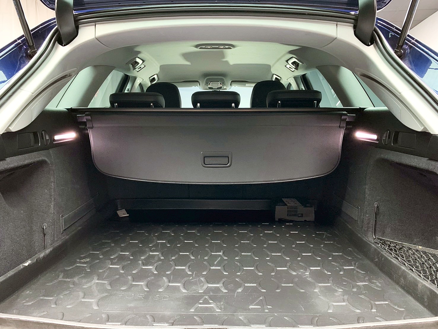 可回原廠 2016/17 Audi A4 Avant 30TFSI Luxury『小李經理』元禾國際車業/特價中/一鍵就到  第15張相片