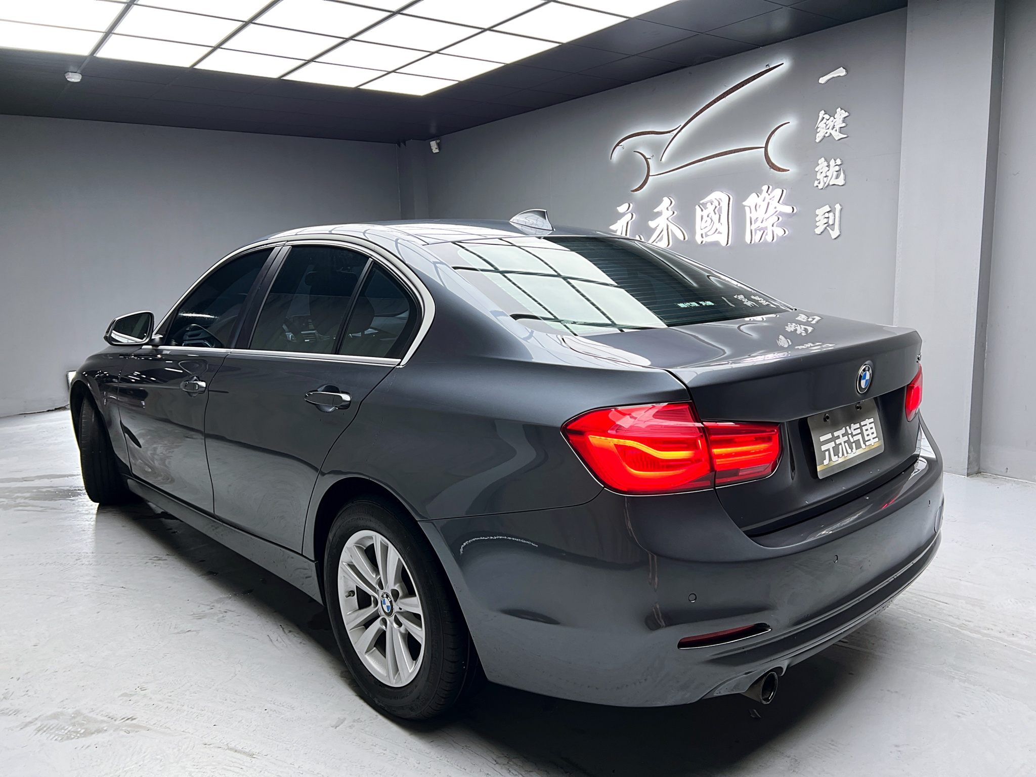 可回原廠 2017 BMW 318i Sedan F30型『小李經理』元禾國際車業/特價中/一鍵就到  第3張相片