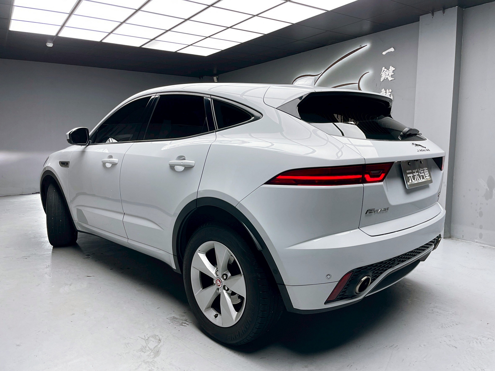 可回原廠 2018 Jaguar E-Pace P250 R-Dynamic『小李經理』元禾國際車業/特價中/一鍵就到  第3張相片