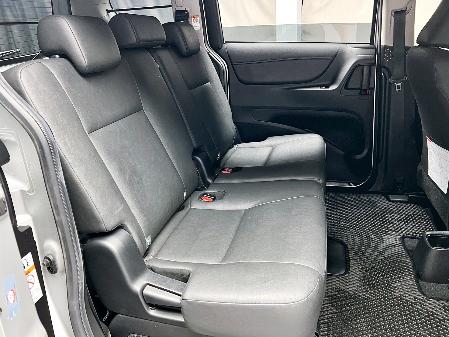 可回原廠 2022 Toyota Sienta 五人座豪華版『小李經理』元禾國際車業/特價中/一鍵就到  第10張相片