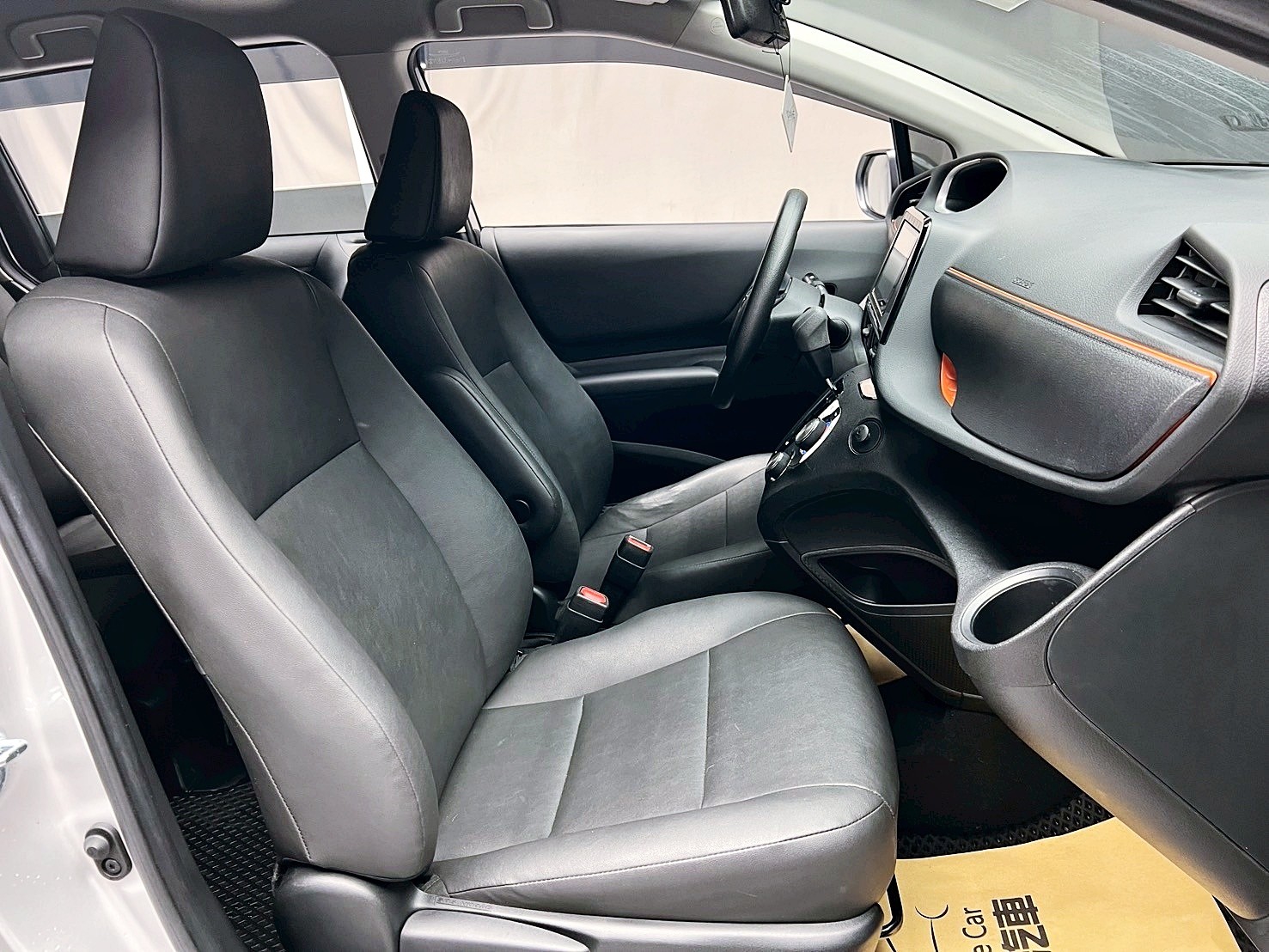 可回原廠 2022 Toyota Sienta 五人座豪華版『小李經理』元禾國際車業/特價中/一鍵就到  第11張相片