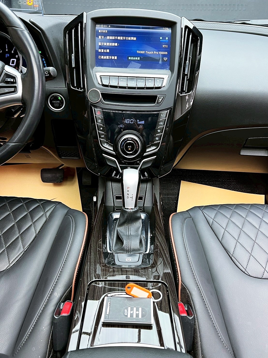 可回原廠 2017 Luxgen U6 Turbo ECO Hyper 3D安全型『小李經理』元禾國際車業/特價中/一鍵就到  第11張相片