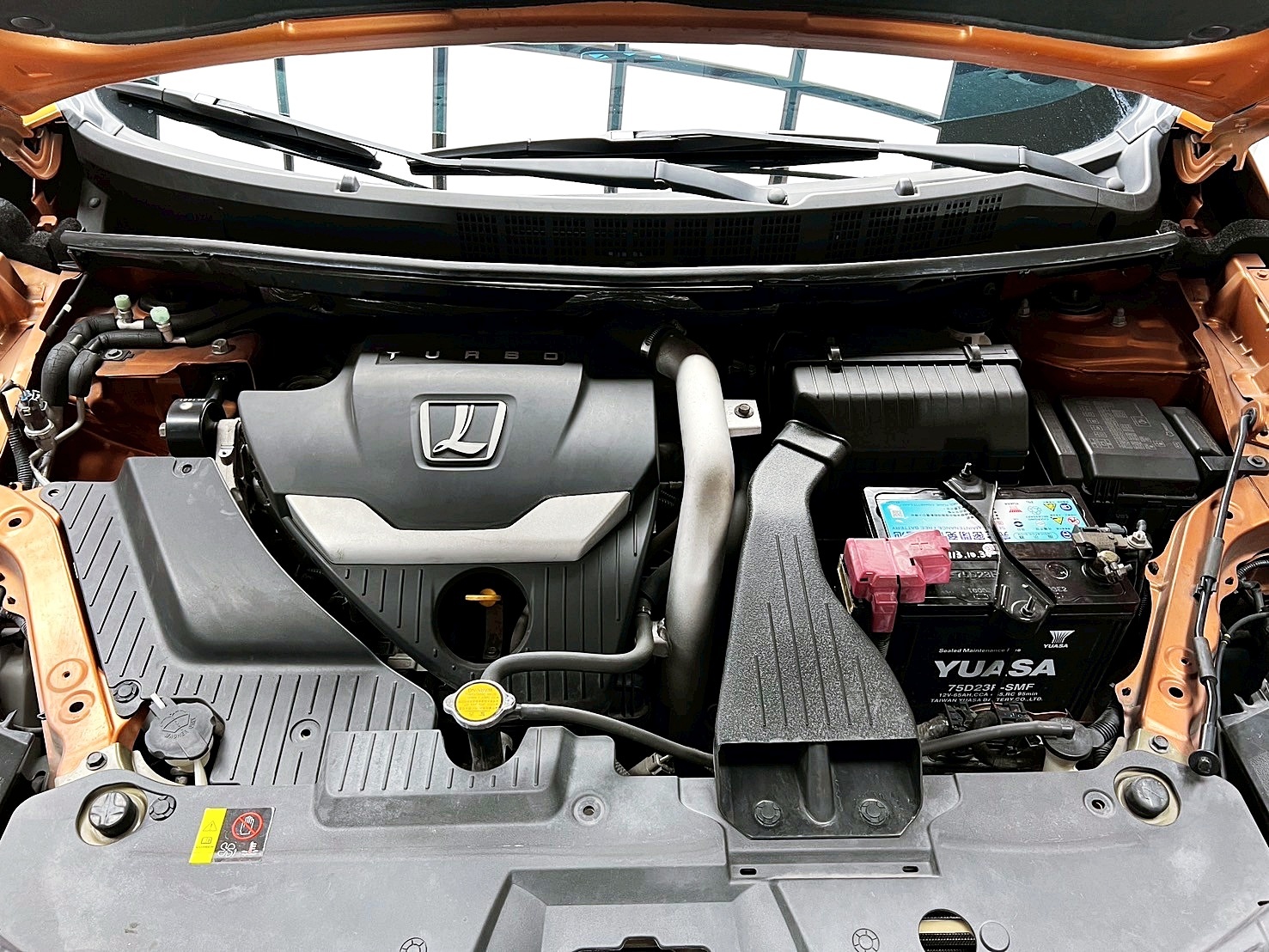 可回原廠 2017 Luxgen U6 Turbo ECO Hyper 3D安全型『小李經理』元禾國際車業/特價中/一鍵就到  第16張相片