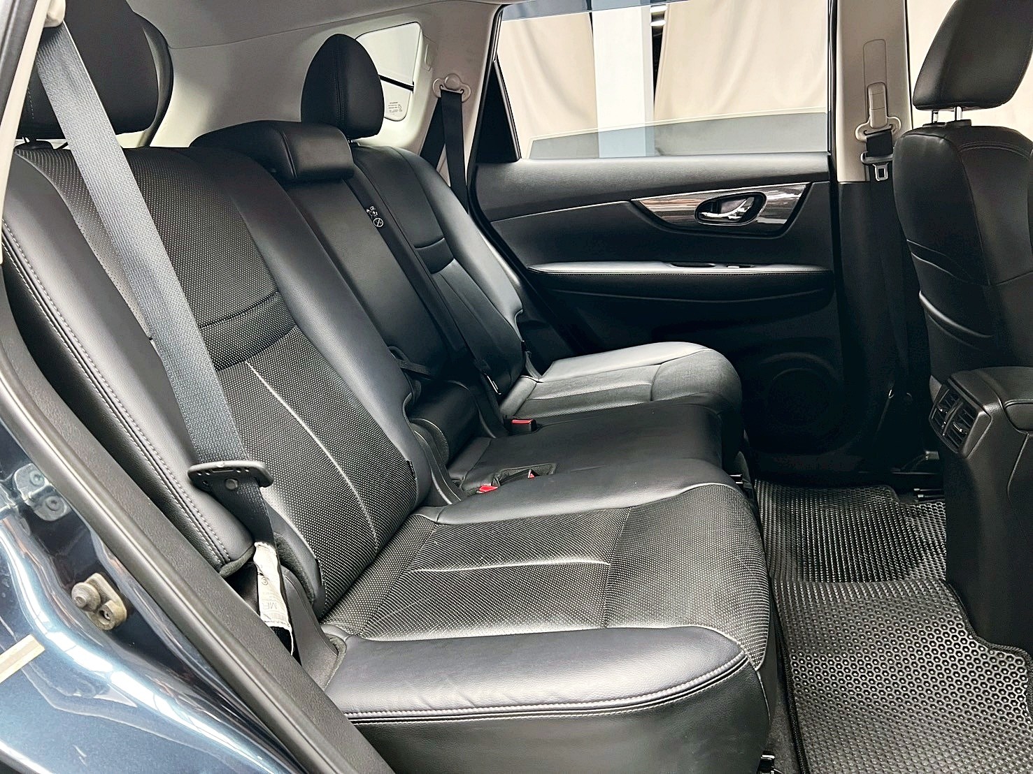 可回原廠 2017 Nissan X-Trail 經典版『小李經理』元禾國際車業/特價中/一鍵就到  第8張相片
