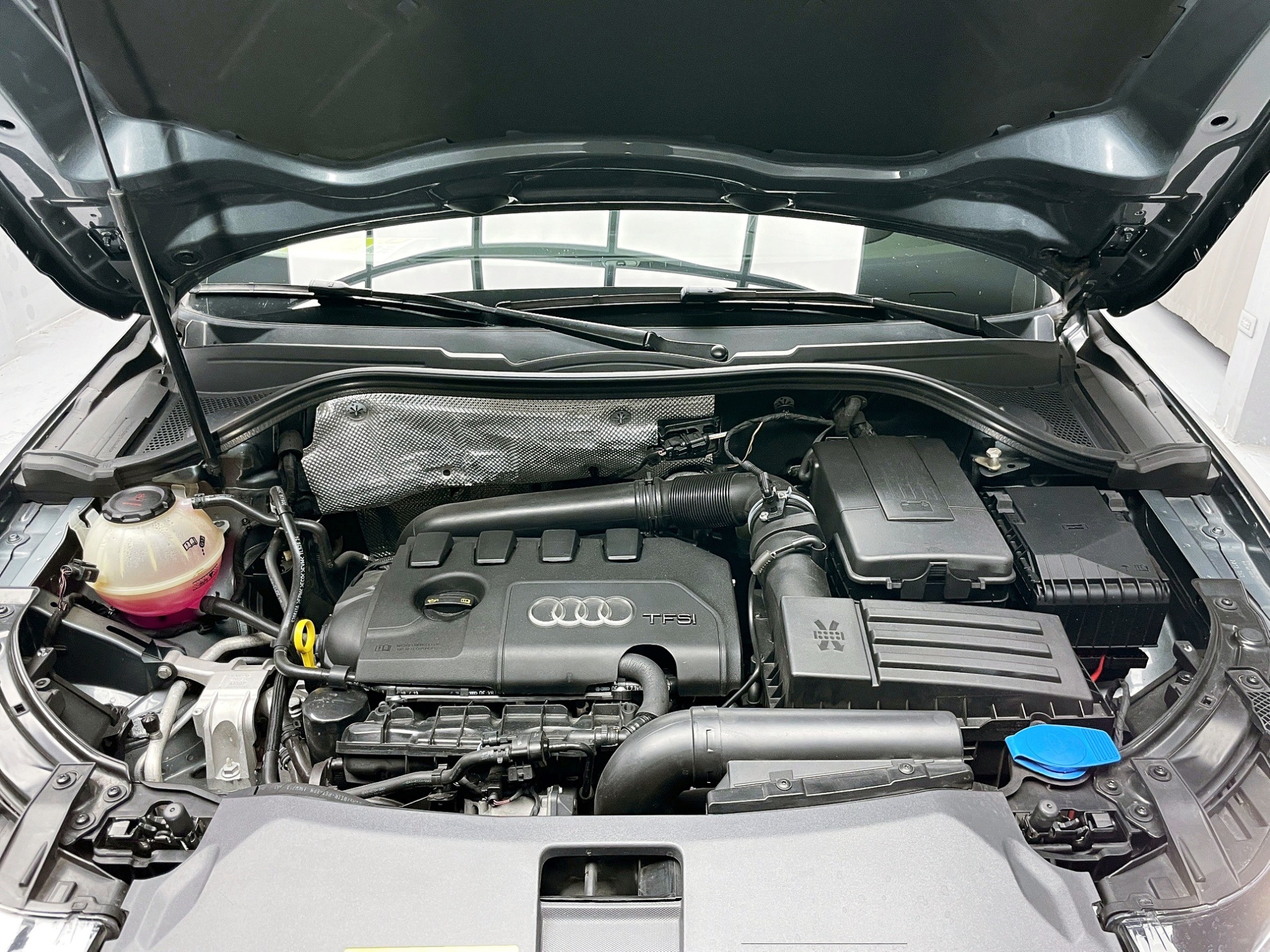 可回原廠 2013 Audi Q3 Sport TFSI Quattro『小李經理』元禾國際車業/特價中/一鍵就到  第4張相片