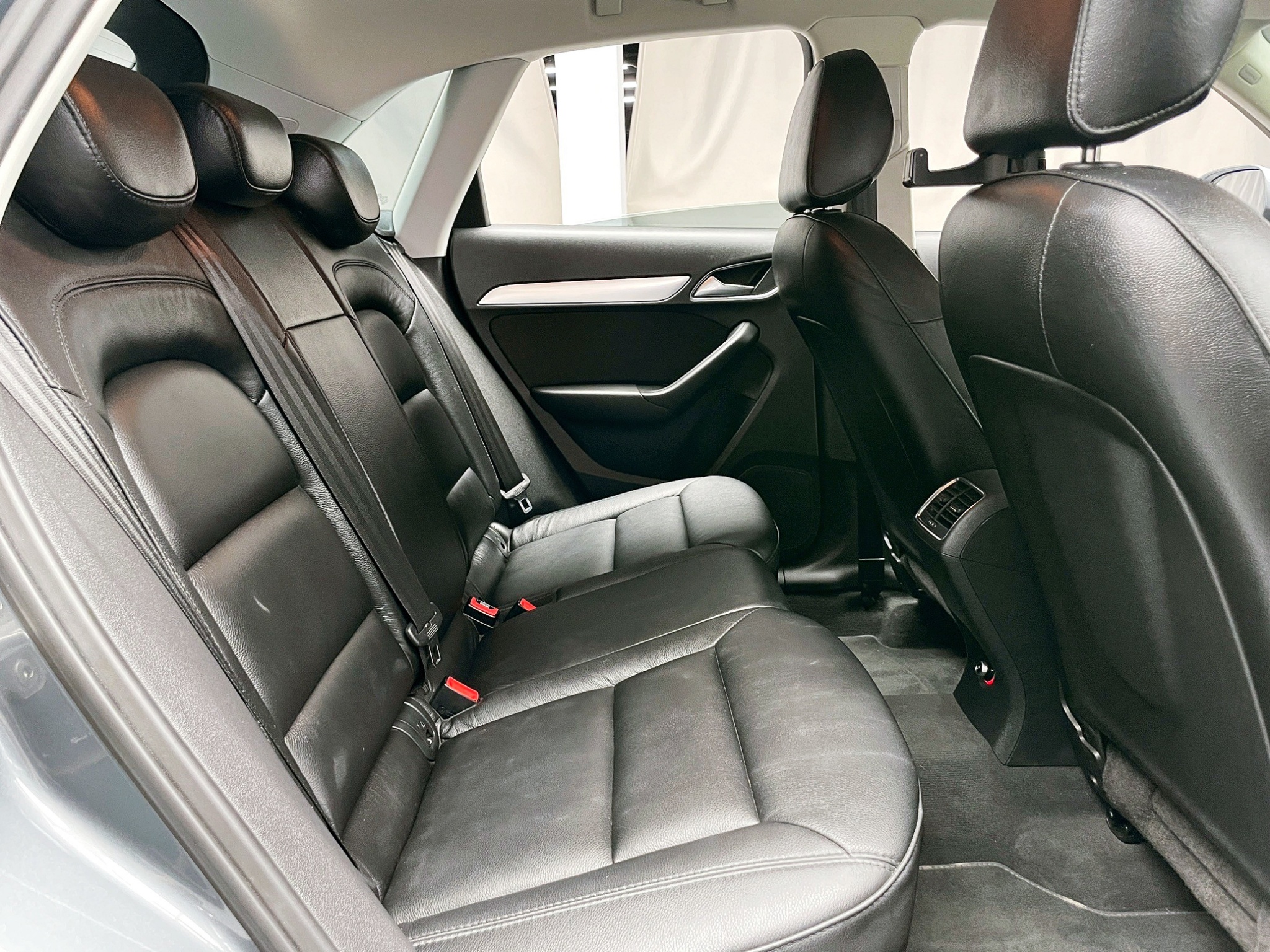 可回原廠 2013 Audi Q3 Sport TFSI Quattro『小李經理』元禾國際車業/特價中/一鍵就到  第8張相片