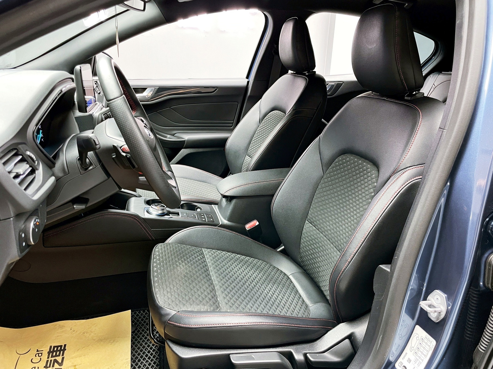 可回原廠 2020/21 Ford Focus 5D ST-Line『小李經理』元禾國際車業/特價中/一鍵就到  第6張相片