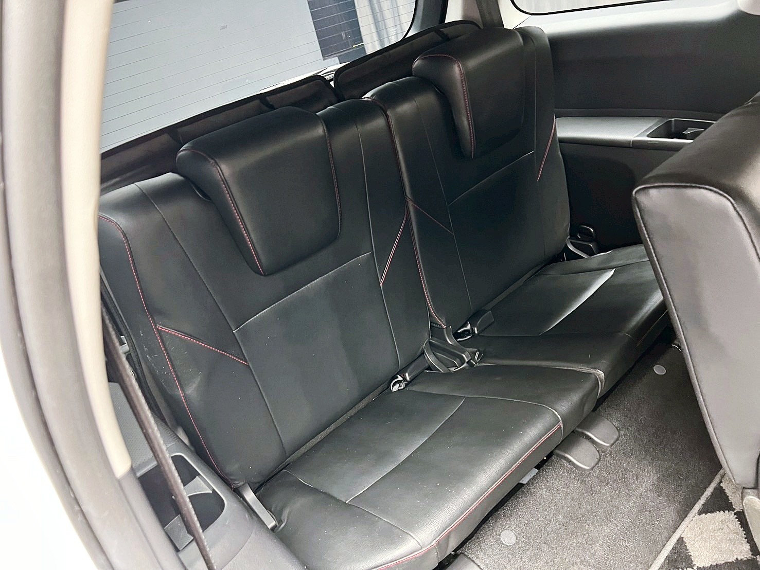 可回原廠 2015 Toyota Wish 七人座經典版『小李經理』元禾國際車業/特價中/一鍵就到  第9張相片
