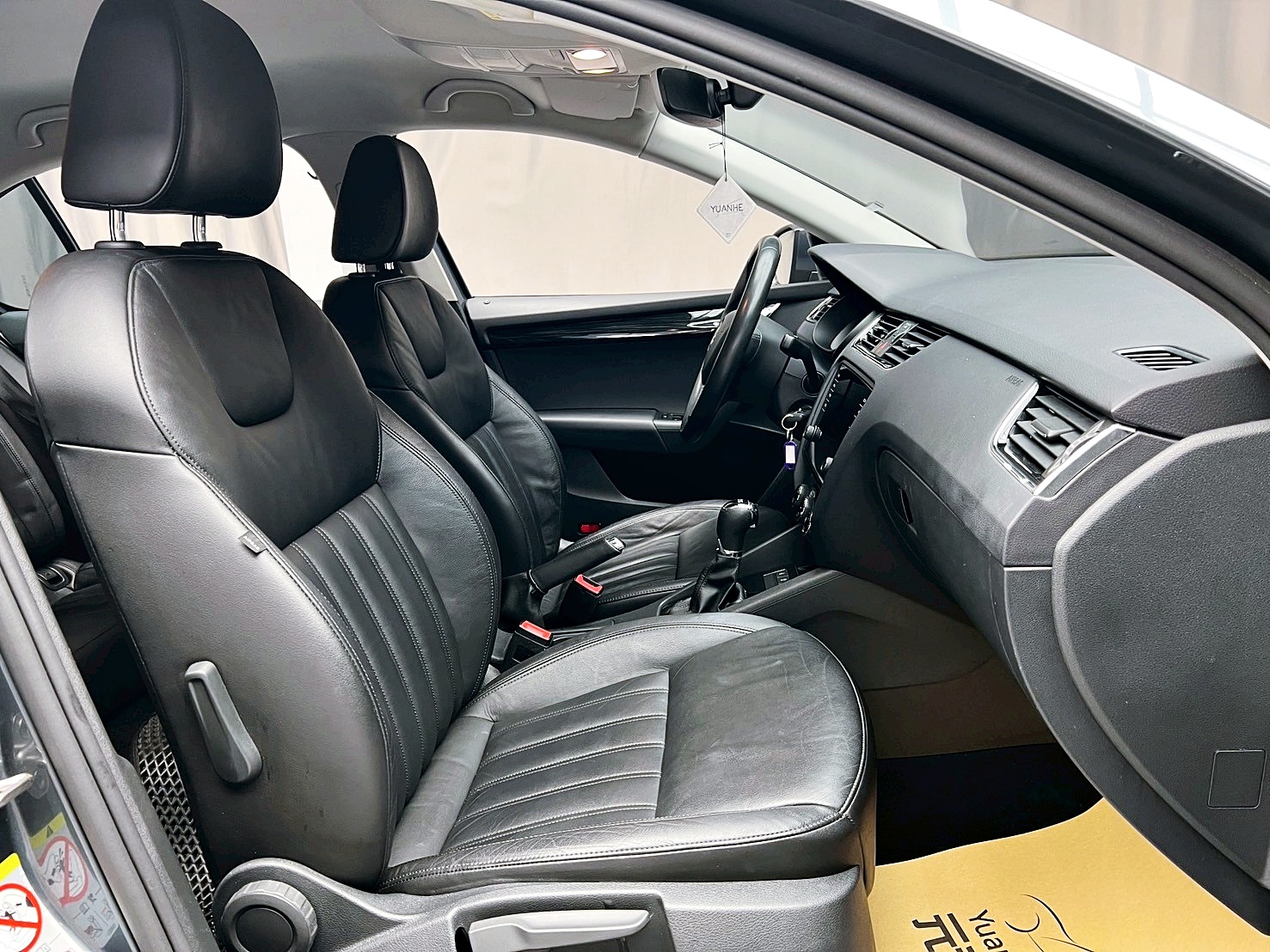 可回原廠 2018 Skoda Octavia TSI豪華動能版『小李經理』元禾國際車業/特價中/一鍵就到  第10張相片