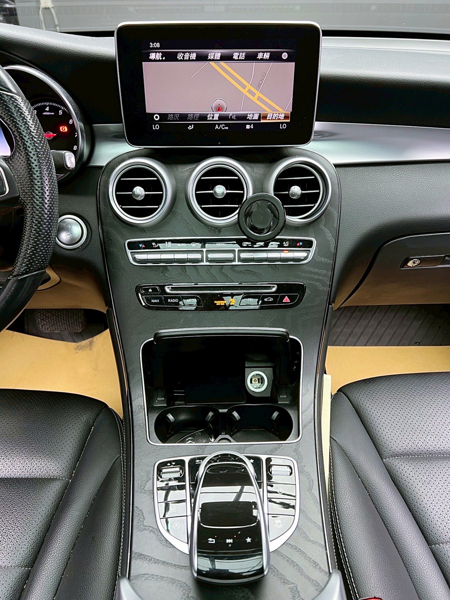 可回原廠 2018 Benz GLC300 4MATIC AMG Line X253型『小李經理』元禾國際車業/特價中/一鍵就到  第7張相片