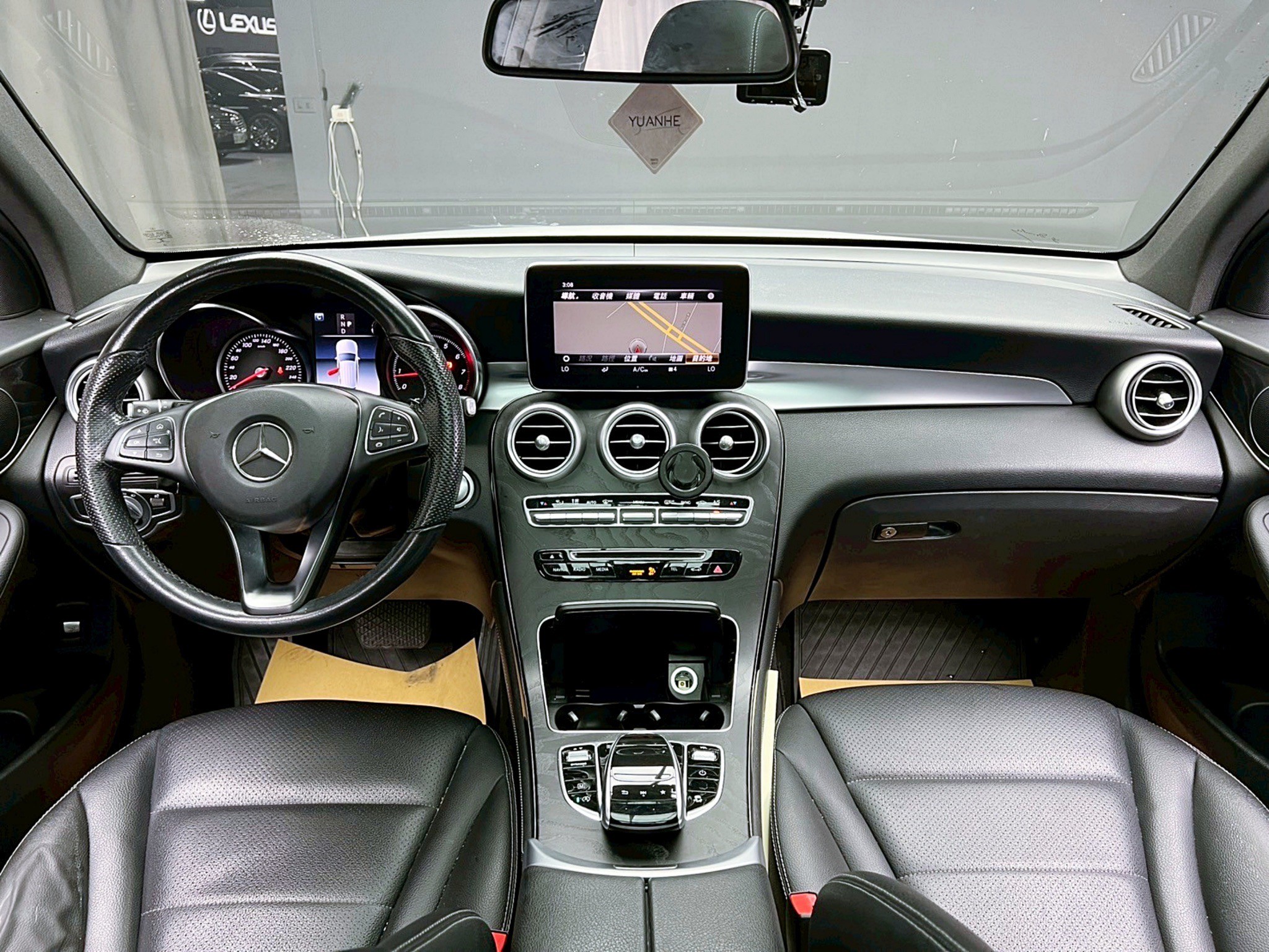 可回原廠 2018 Benz GLC300 4MATIC AMG Line X253型『小李經理』元禾國際車業/特價中/一鍵就到  第8張相片