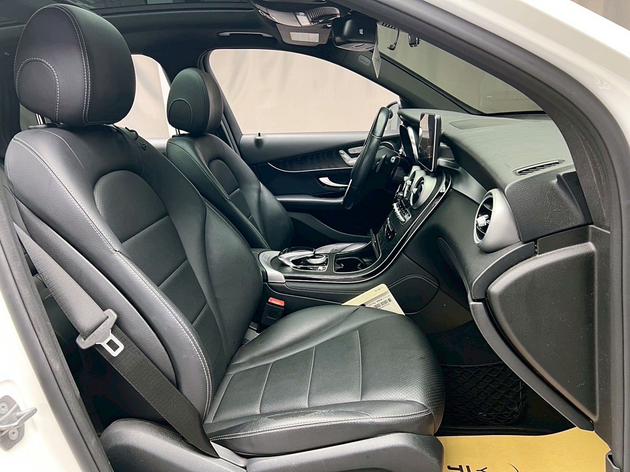 可回原廠 2018 Benz GLC300 4MATIC AMG Line X253型『小李經理』元禾國際車業/特價中/一鍵就到  第9張相片