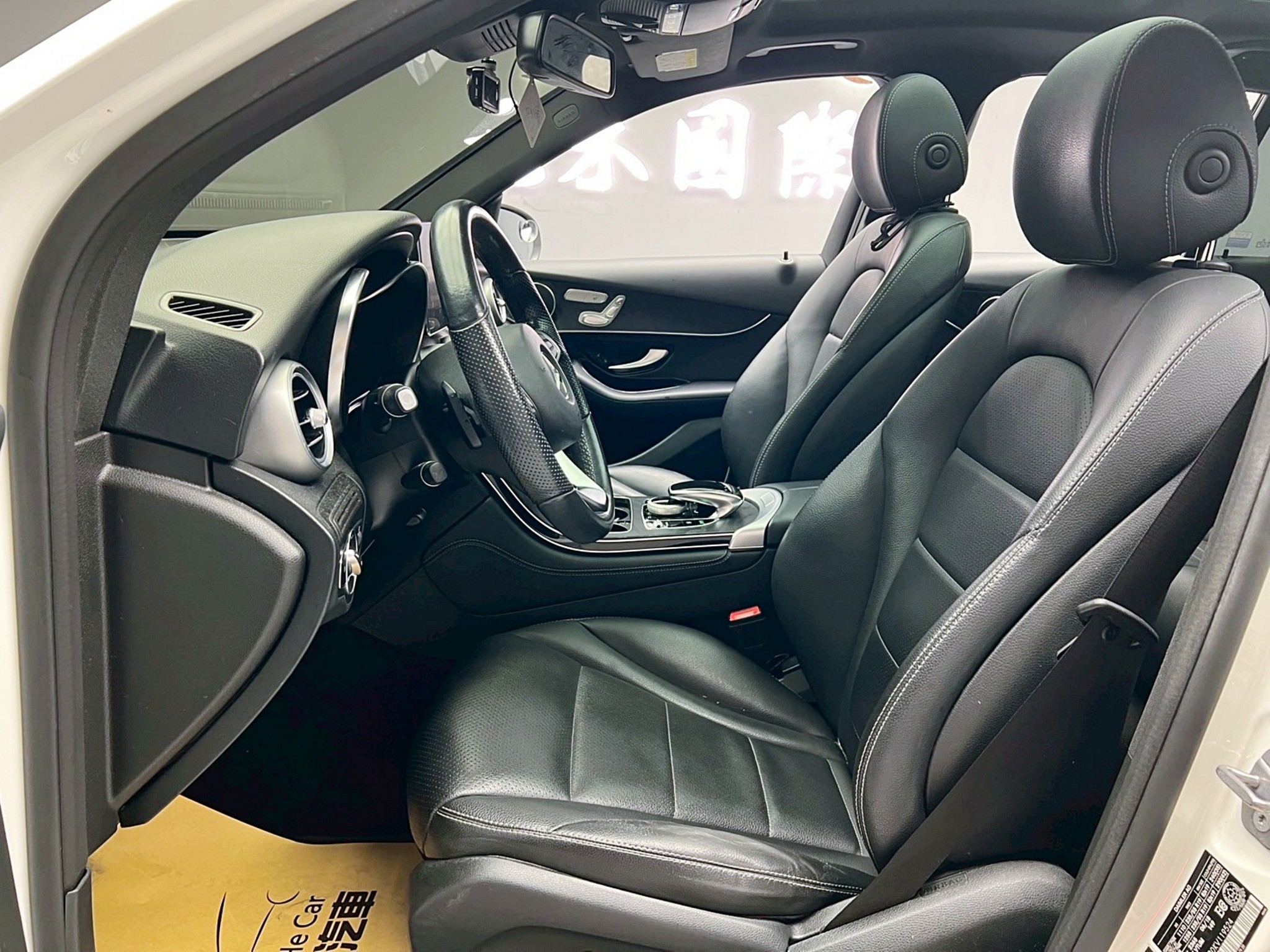 可回原廠 2018 Benz GLC300 4MATIC AMG Line X253型『小李經理』元禾國際車業/特價中/一鍵就到  第14張相片