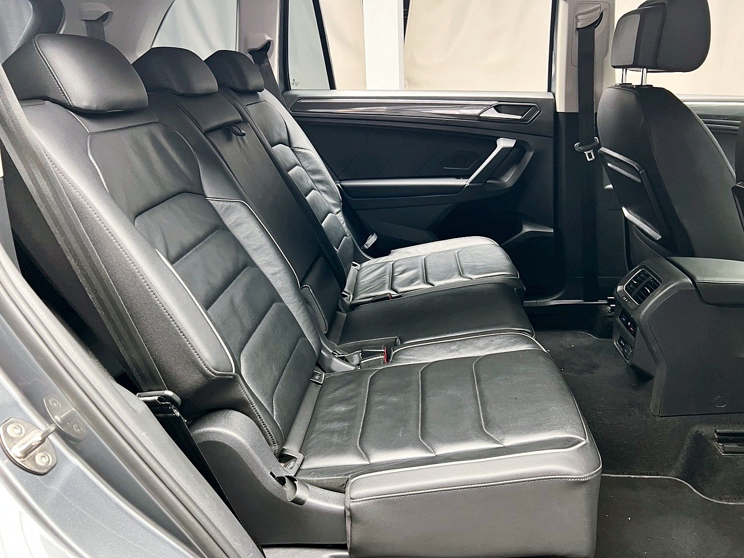 可回原廠 2019 福斯 Tiguan Allspace 330TSI Comfortline 七人座『小李經理』元禾國際車業/特價中/一鍵就到  第7張相片
