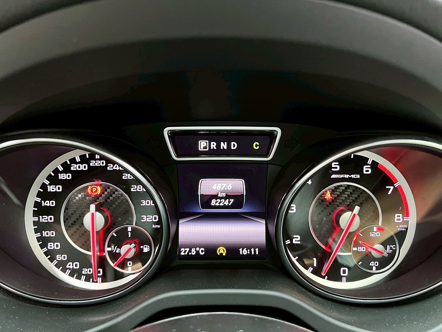 可回原廠 2014/15 Benz GLA45 AMG 4MATIC X156型『小李經理』元禾國際車業/特價中/一鍵就到  第13張相片