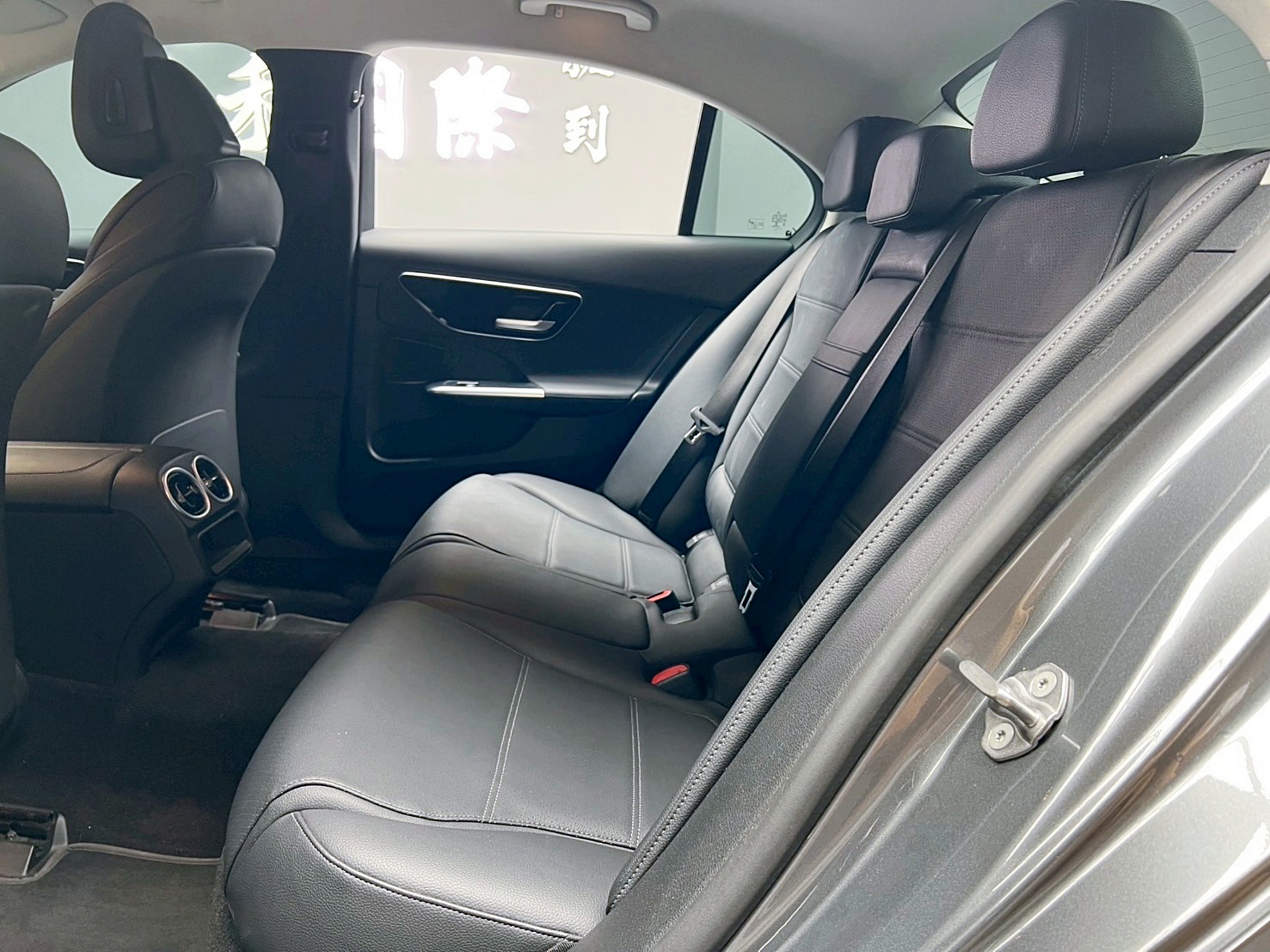 可回原廠 2022 Benz C200 Sedan W206型『小李經理』元禾國際車業/特價中/一鍵就到  第7張相片