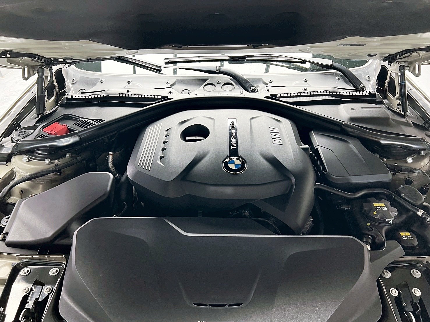 可回原廠 2015/16 BMW 320i Touring F31型『小李經理』元禾國際車業/特價中/一鍵就到  第4張相片