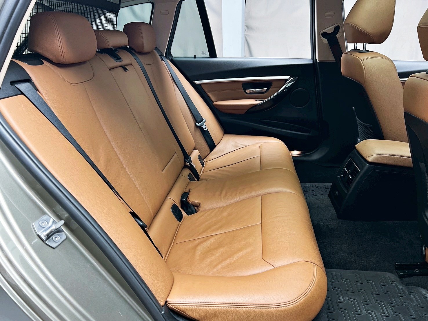 可回原廠 2015/16 BMW 320i Touring F31型『小李經理』元禾國際車業/特價中/一鍵就到  第9張相片