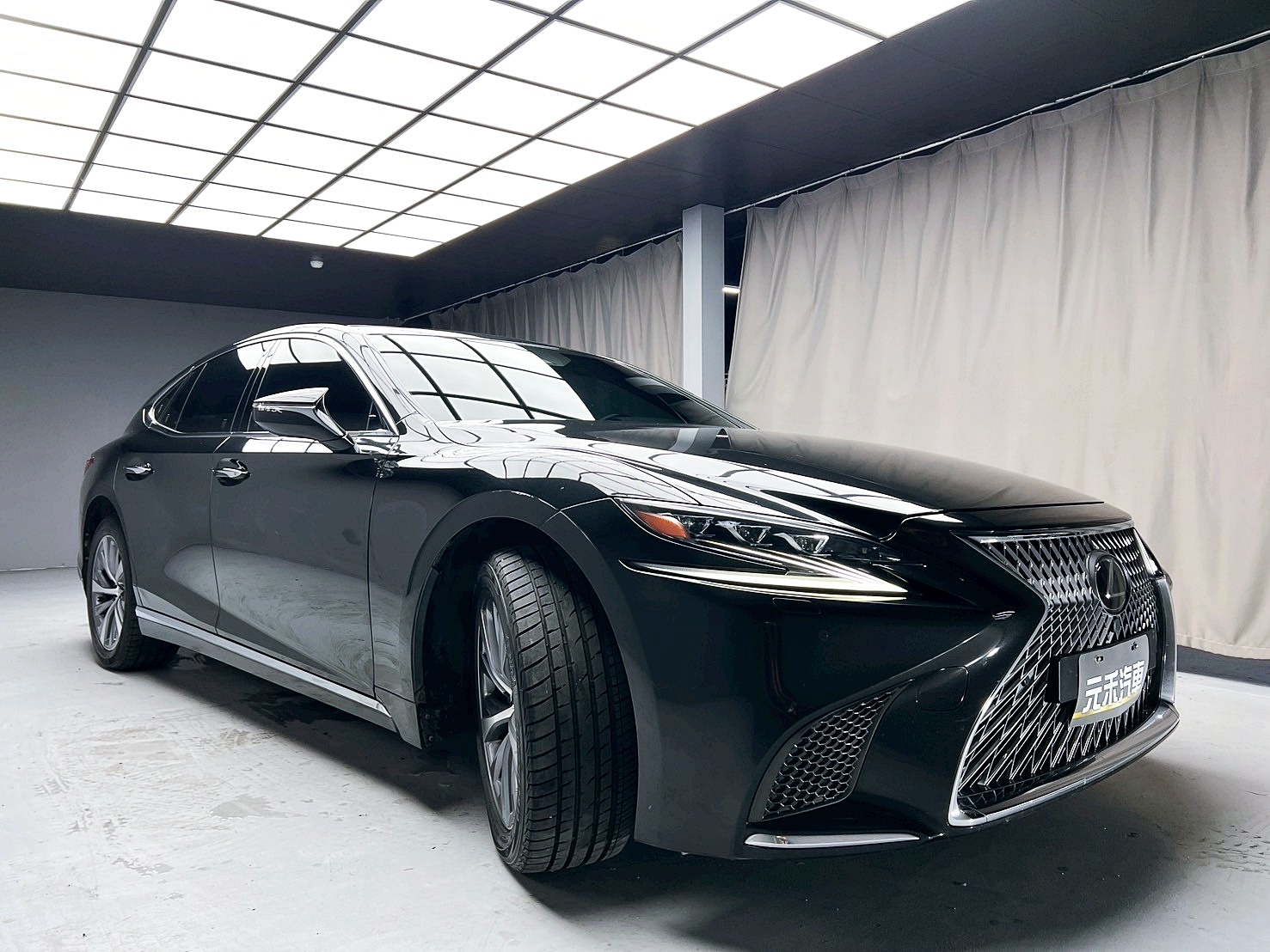 可回原廠 2018 Lexus LS350 豪華版『小李經理』元禾國際車業/特價中/一鍵就到  第19張相片