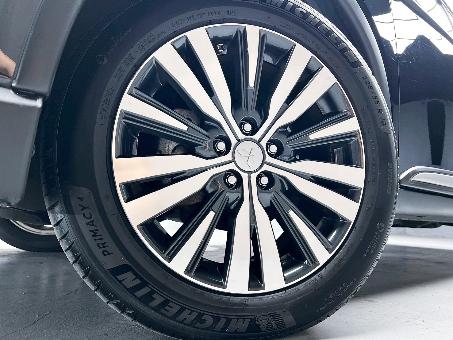 可回原廠 2019 Mitsubishi Outlander AWD 七人座旗艦型『小李經理』元禾國際車業/特價中/一鍵就到  第8張相片