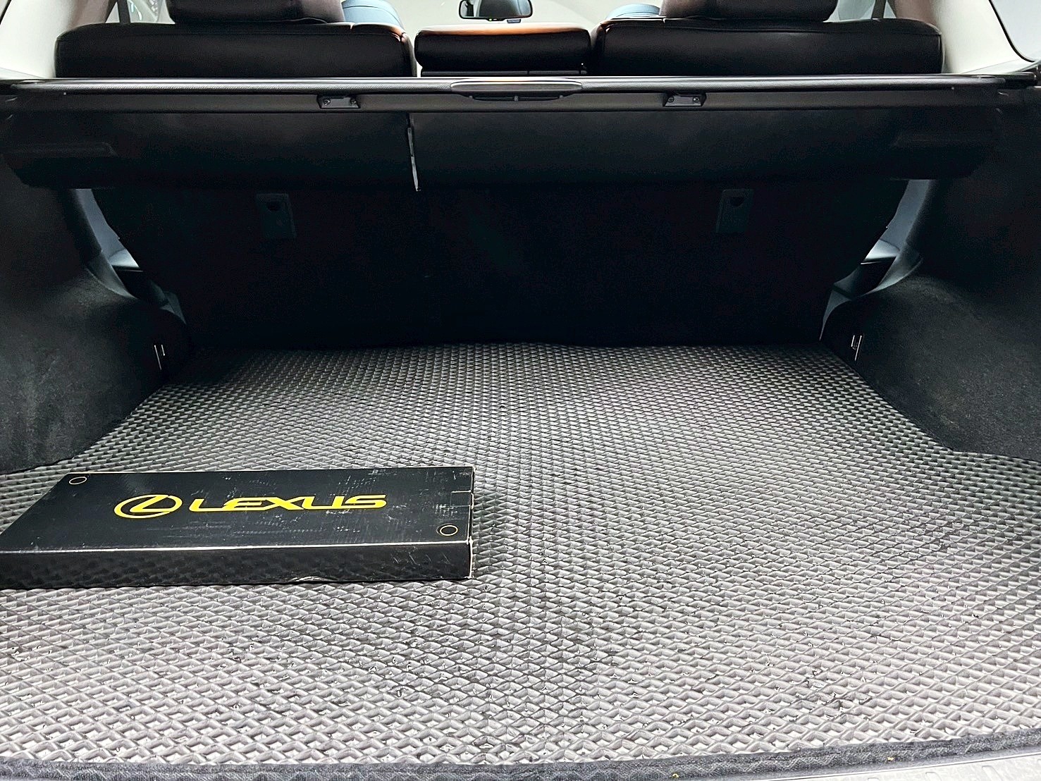 可回原廠 2011/12 Lexus RX450h 頂級版『小李經理』元禾國際車業/特價中/一鍵就到  第3張相片