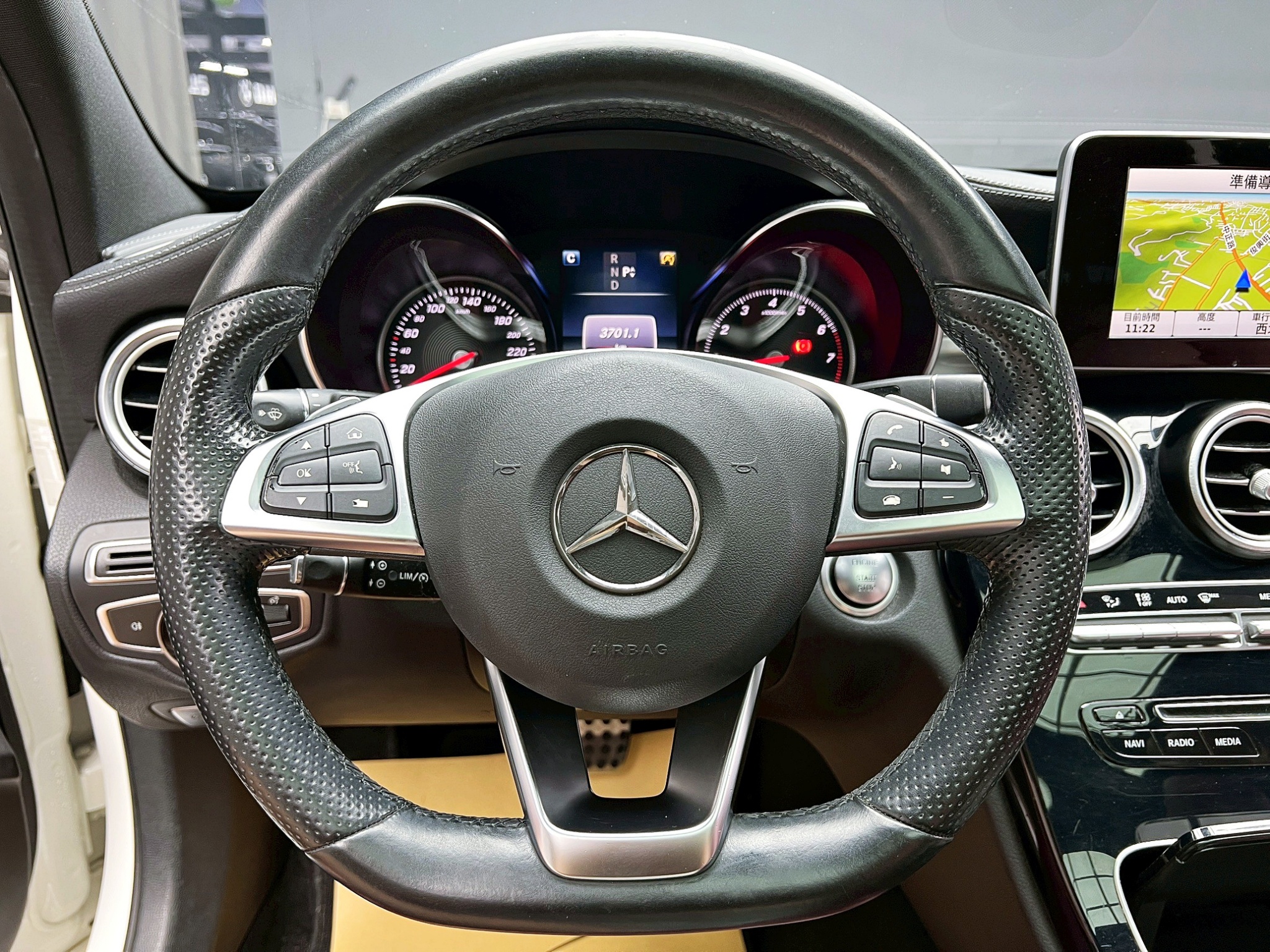 可回原廠 2015/16 Benz C250 Sedan AMG Line W205型『小李經理』元禾國際車業/特價中/一鍵就到  第16張相片