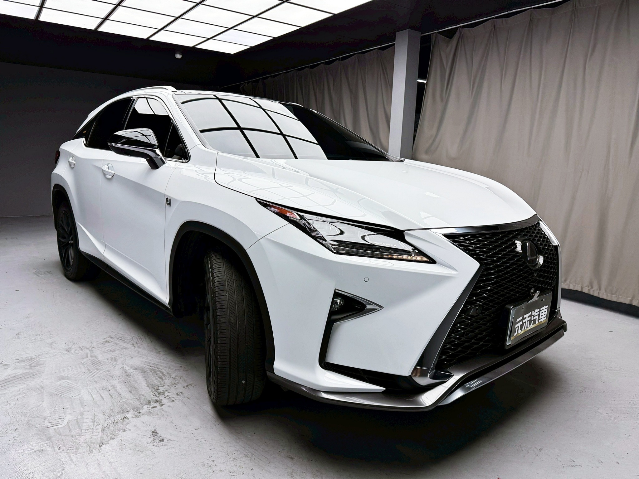 可回原廠 2018 Lexus RX300 F-Sport『小李經理』元禾國際車業/特價中/一鍵就到  第19張相片