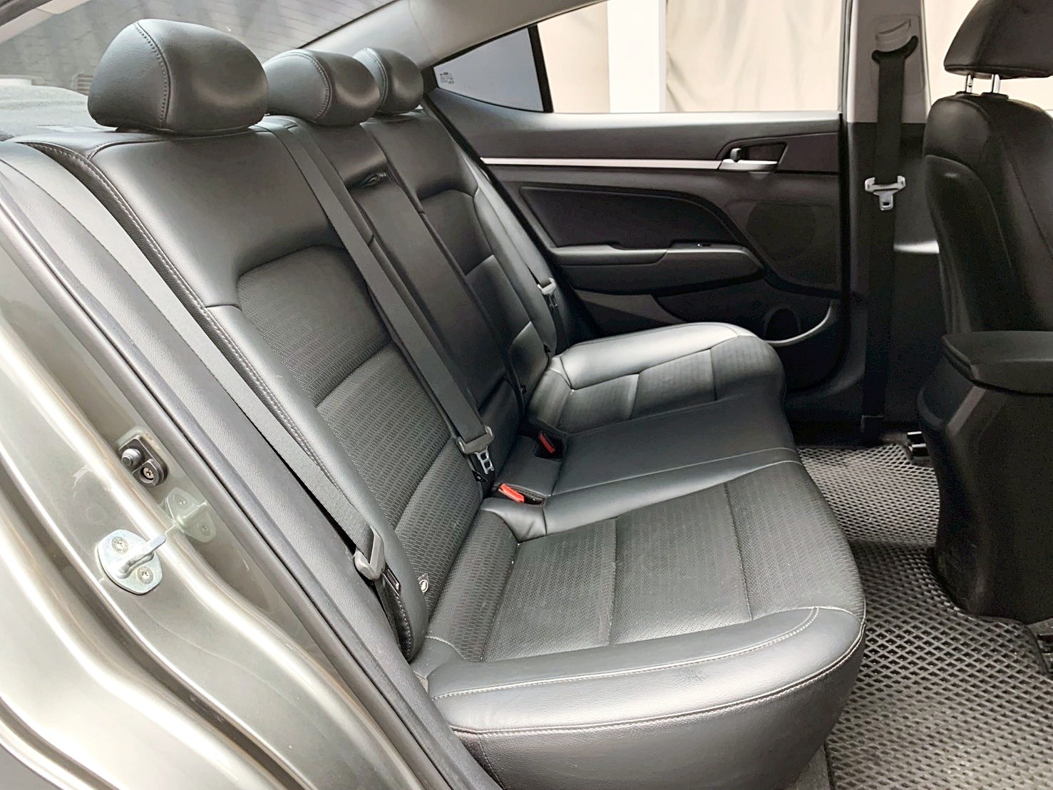 可回原廠 2020 Hyundai Elantra 經典型『小李經理』元禾國際車業/特價中/一鍵就到  第8張相片