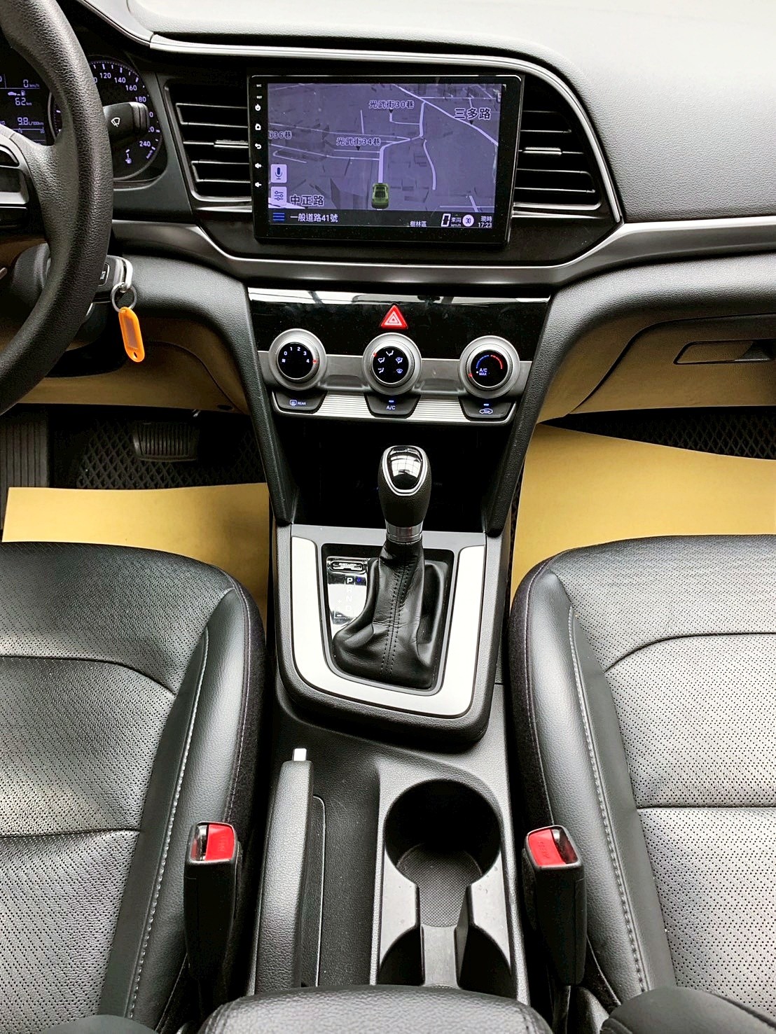 可回原廠 2020 Hyundai Elantra 經典型『小李經理』元禾國際車業/特價中/一鍵就到  第11張相片