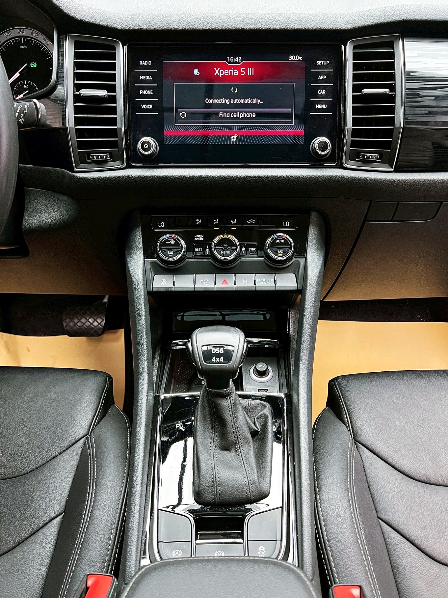 可回原廠 2018 Skoda Kodiaq TSI 七人座四驅尊榮版『小李經理』元禾國際車業/特價中/一鍵就到  第7張相片