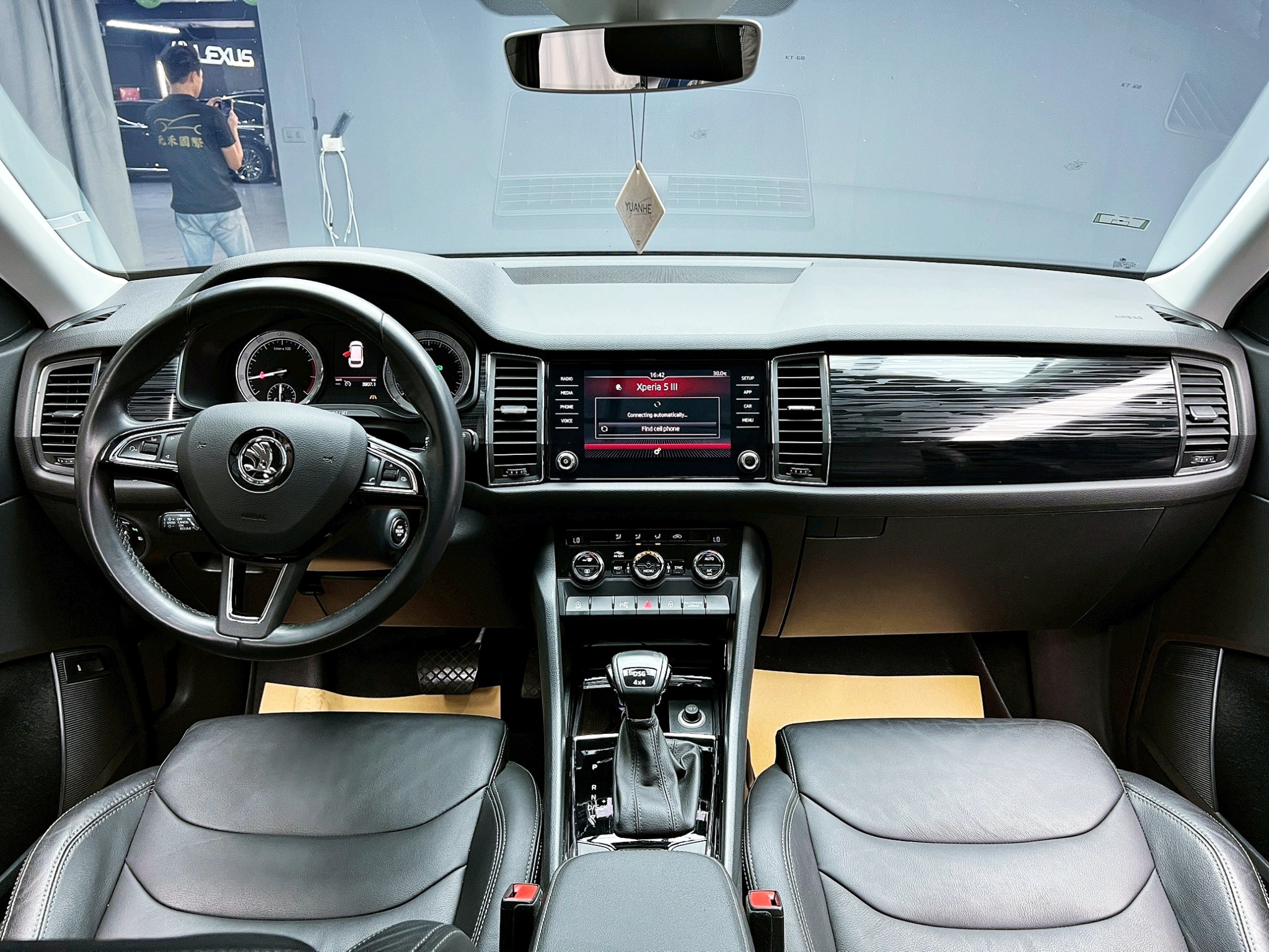 可回原廠 2018 Skoda Kodiaq TSI 七人座四驅尊榮版『小李經理』元禾國際車業/特價中/一鍵就到  第8張相片