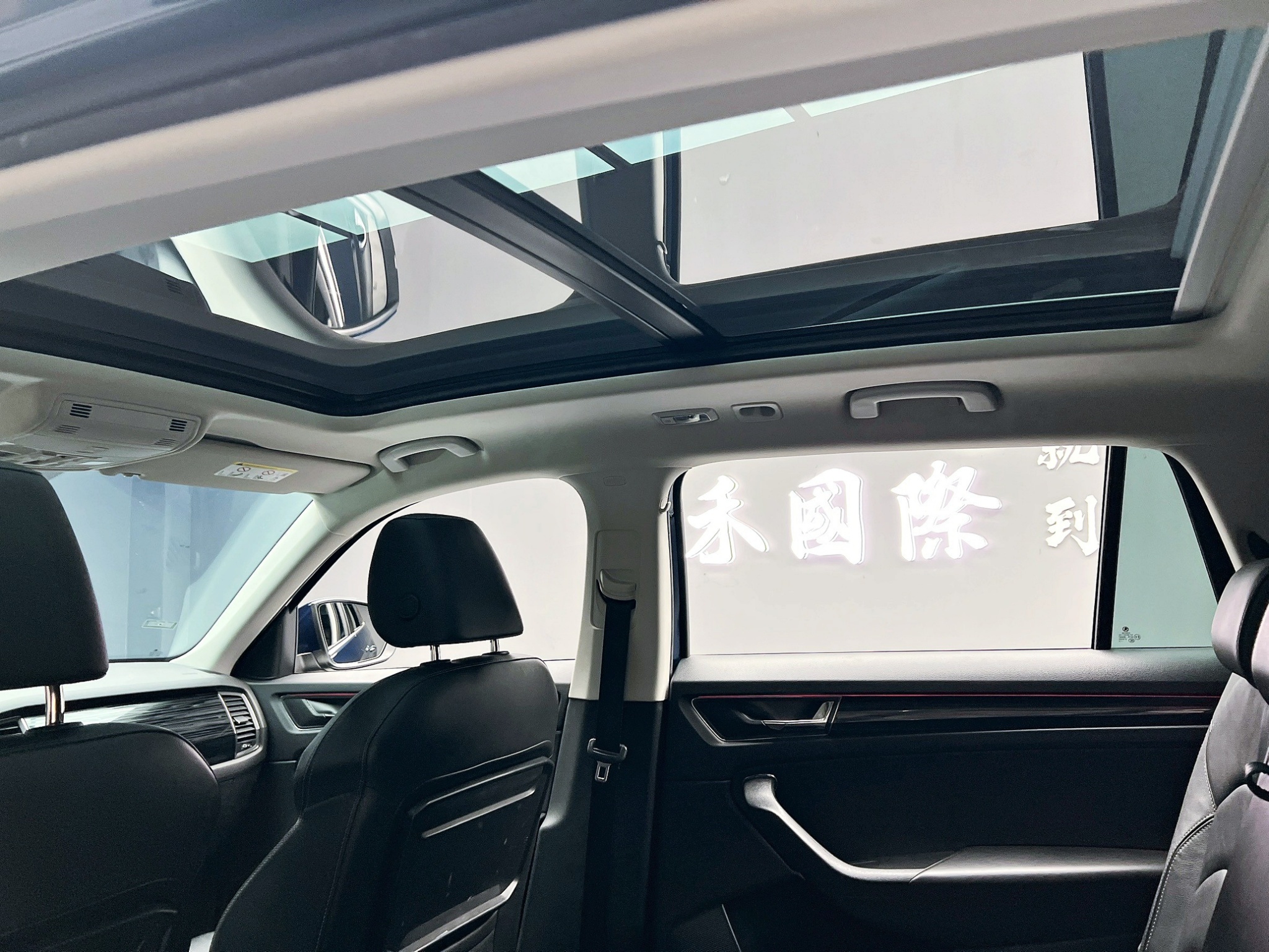 可回原廠 2018 Skoda Kodiaq TSI 七人座四驅尊榮版『小李經理』元禾國際車業/特價中/一鍵就到  第13張相片