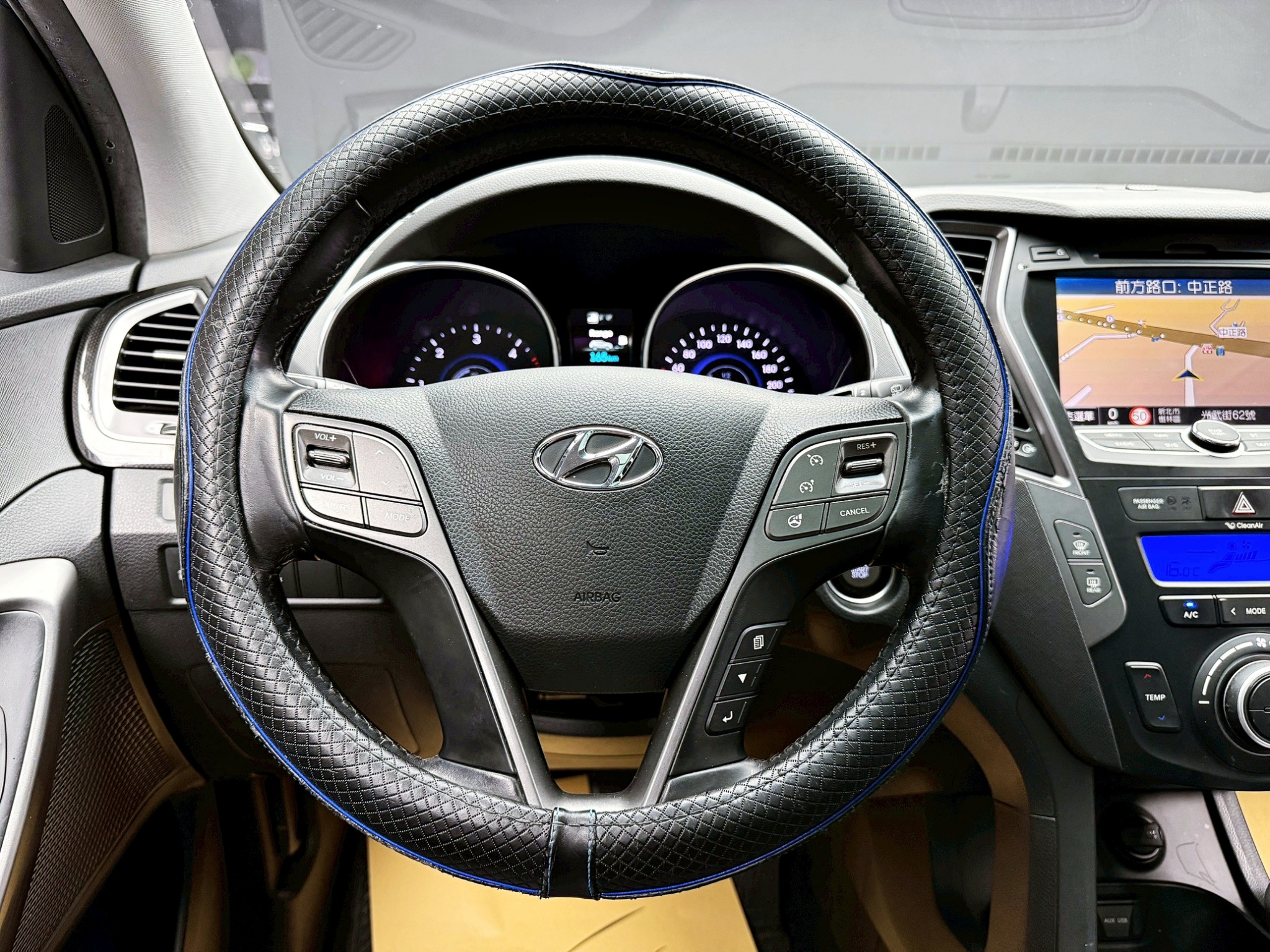 全台到府賞車 2015 Hyundai SantaFe 七人座四驅領袖款『小李經理』元禾國際車業/中古車/促銷中  第8張相片