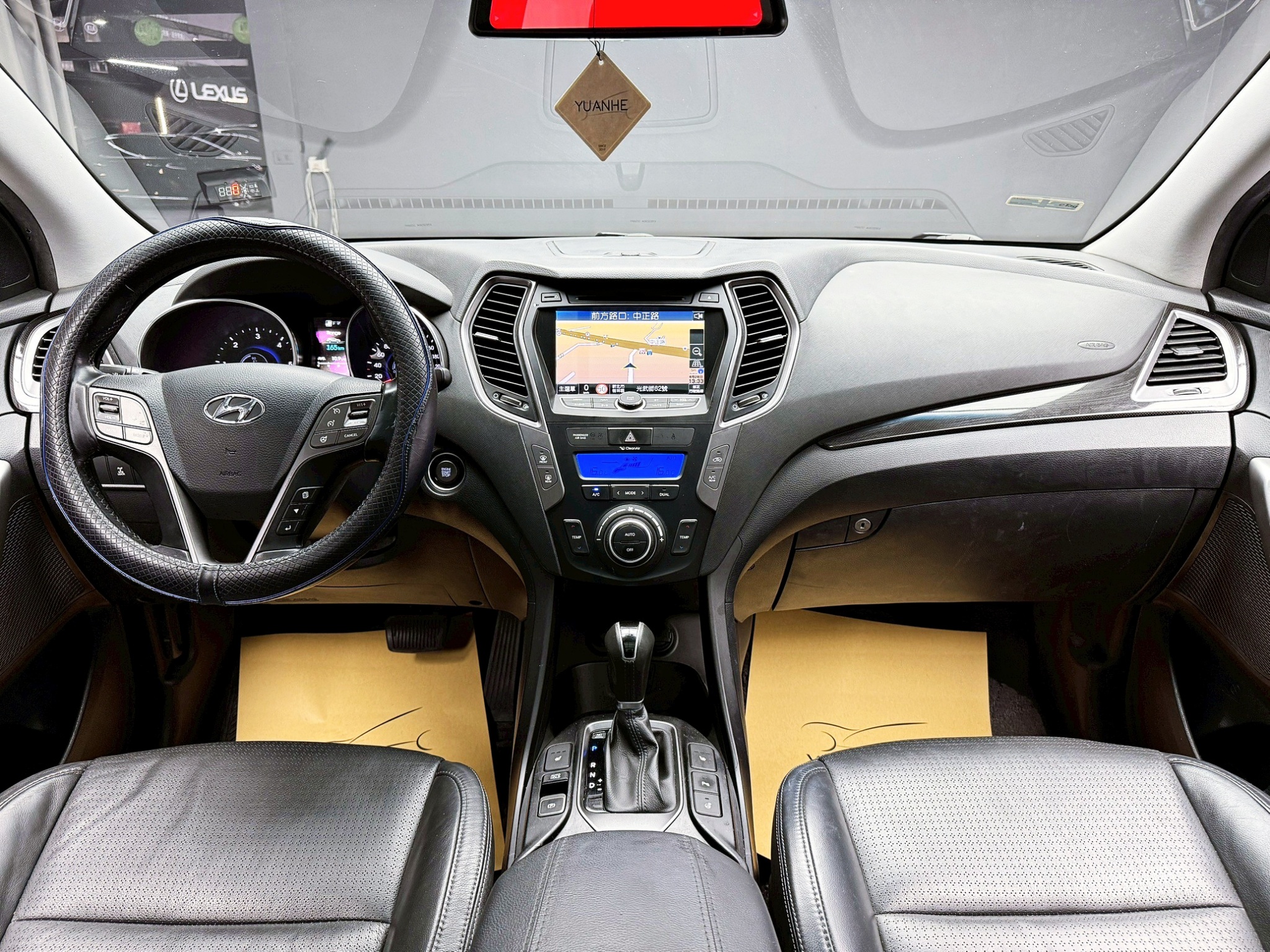 全台到府賞車 2015 Hyundai SantaFe 七人座四驅領袖款『小李經理』元禾國際車業/中古車/促銷中  第9張相片