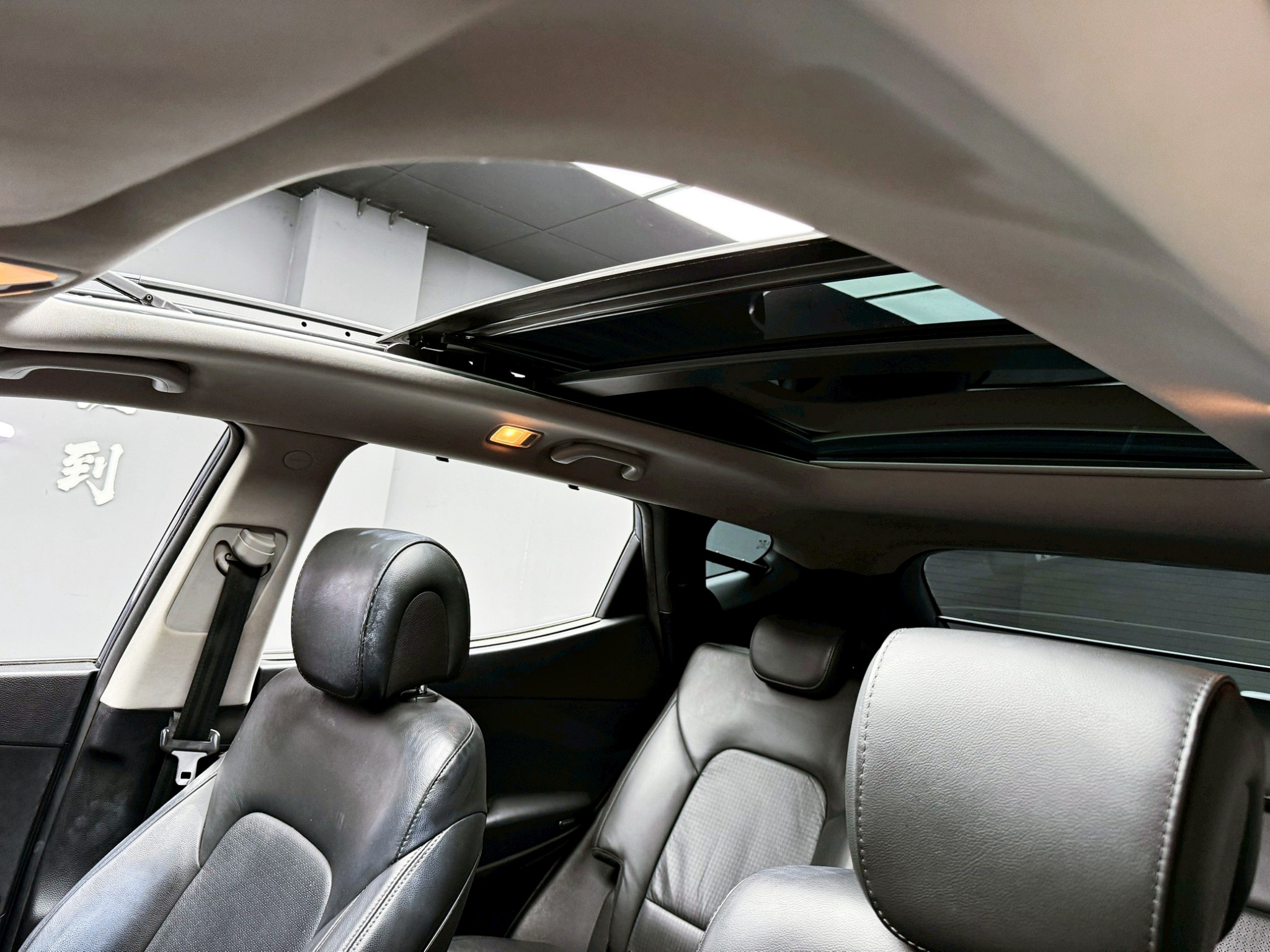 全台到府賞車 2015 Hyundai SantaFe 七人座四驅領袖款『小李經理』元禾國際車業/中古車/促銷中  第10張相片