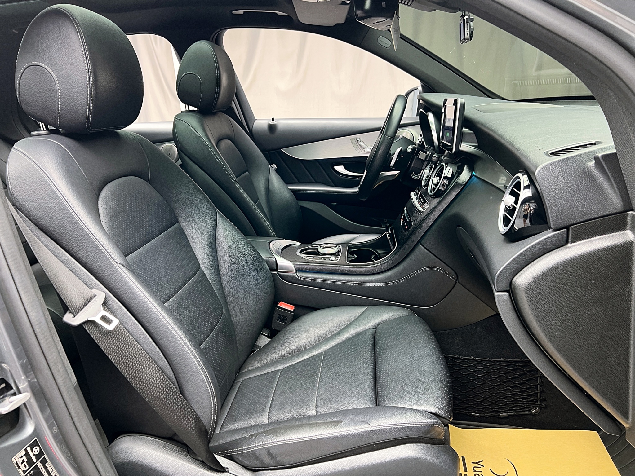 全台到府賞車 2018 Benz GLC250 4MATIC 運動版 X253型『小李經理』元禾國際車業/中古車/促銷中  第12張相片