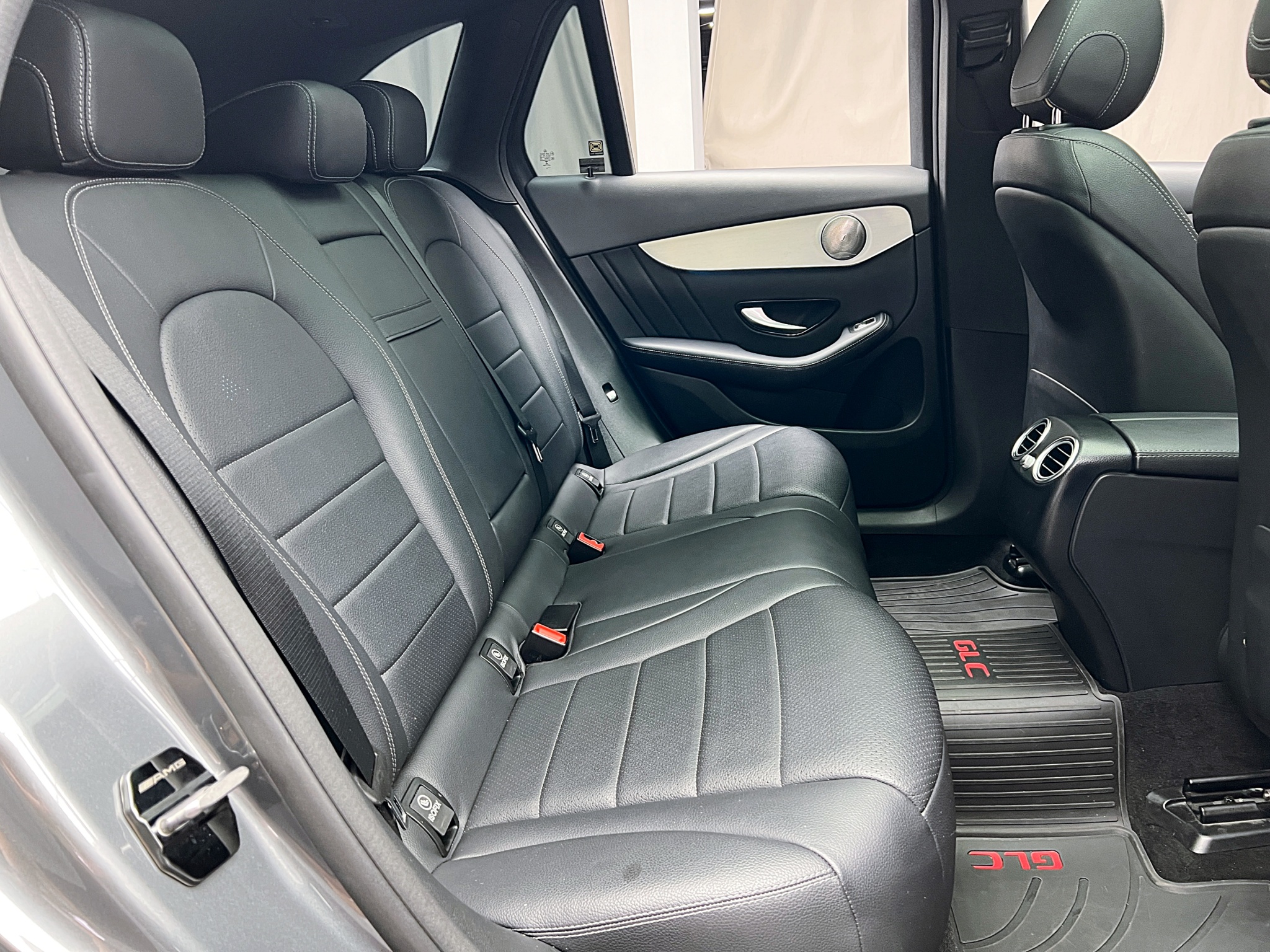 全台到府賞車 2018 Benz GLC250 4MATIC 運動版 X253型『小李經理』元禾國際車業/中古車/促銷中  第13張相片
