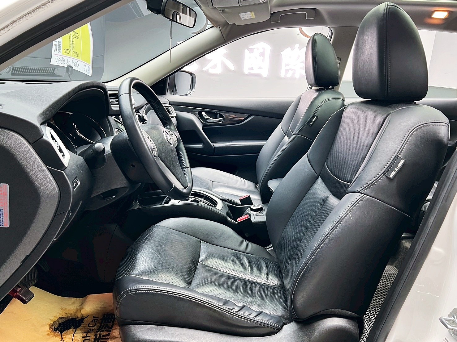全台到府賞車 2015 Nissan XTrail 四驅旗艦版『小李經理』元禾國際車業/中古車/促銷中  第17張相片