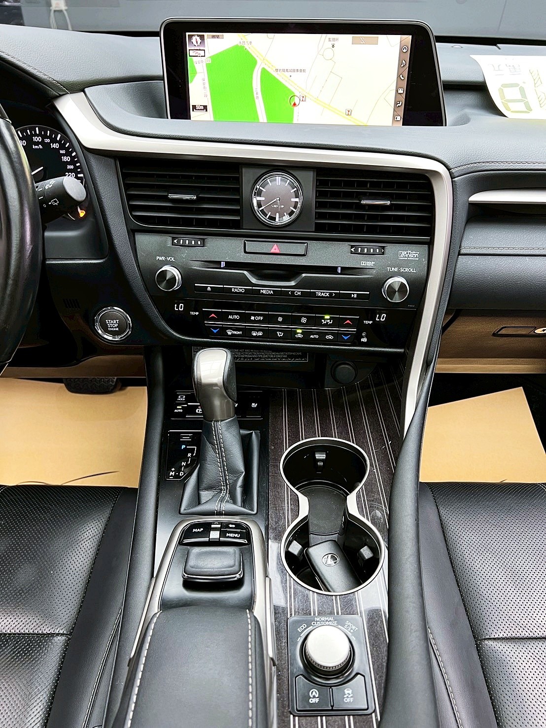 全台到府賞車 2017 Lexus RX200t 旗艦版『小李經理』元禾國際車業/中古車/促銷中  第12張相片