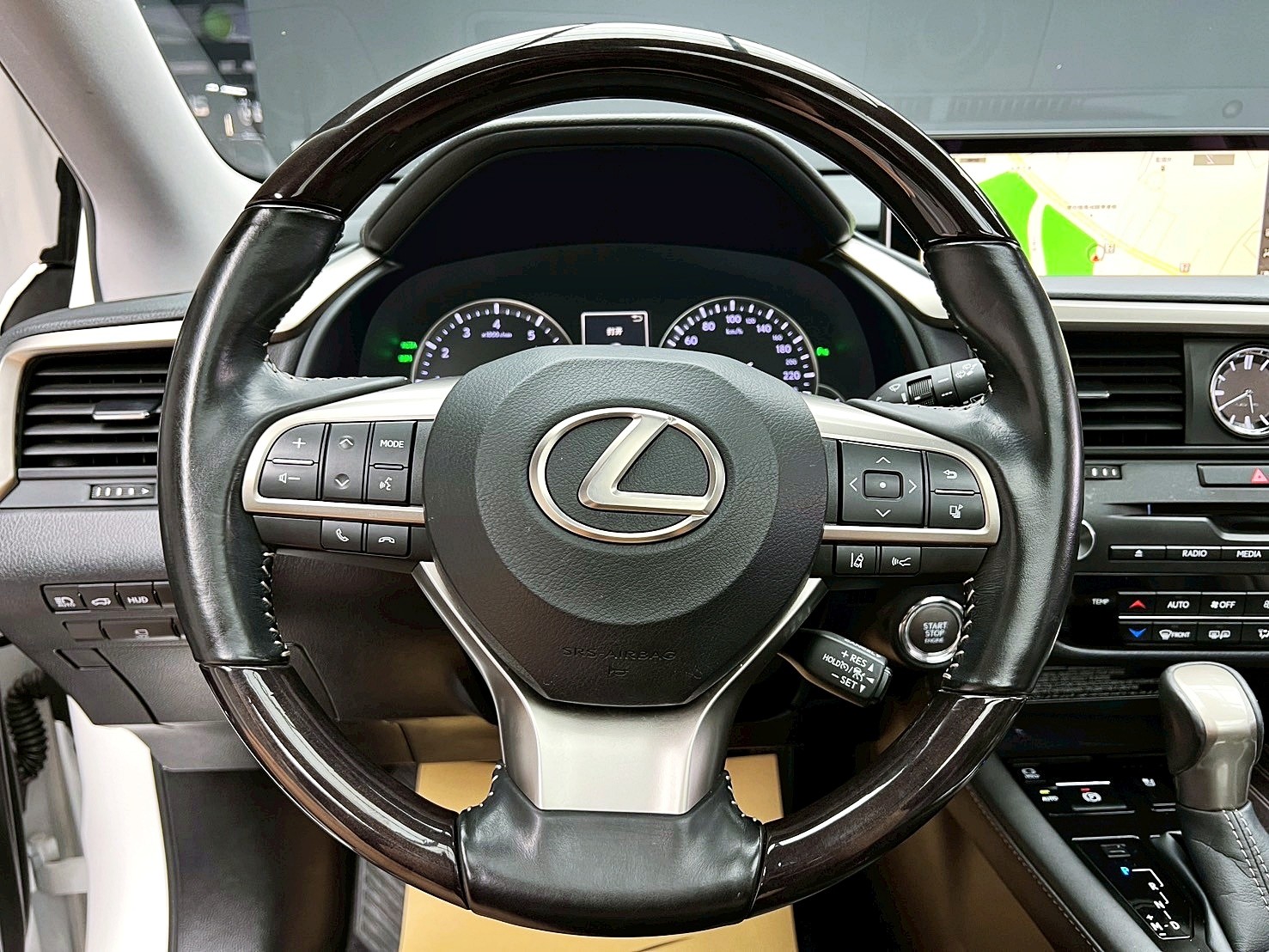 全台到府賞車 2017 Lexus RX200t 旗艦版『小李經理』元禾國際車業/中古車/促銷中  第13張相片