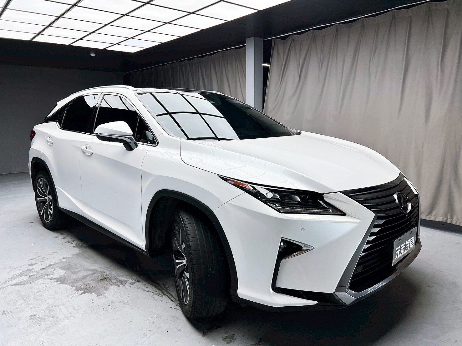全台到府賞車 2017 Lexus RX200t 旗艦版『小李經理』元禾國際車業/中古車/促銷中  第19張相片