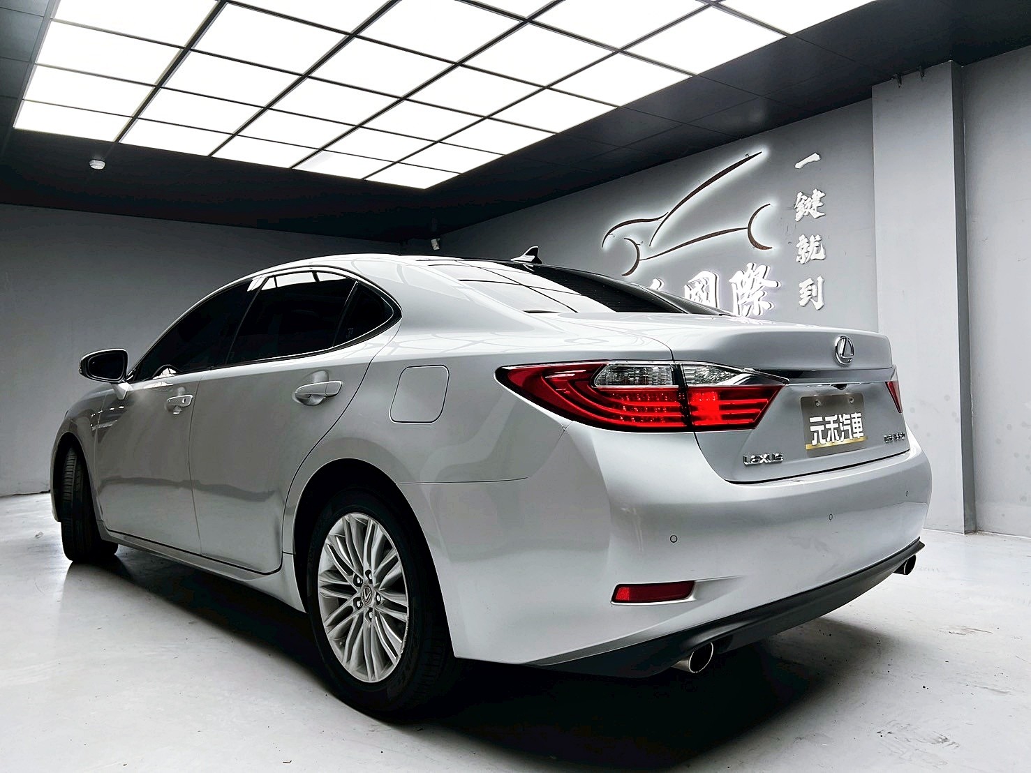 全台到府賞車 2015 Lexus ES350 旗艦版『小李經理』元禾國際車業/中古車/促銷中  第3張相片