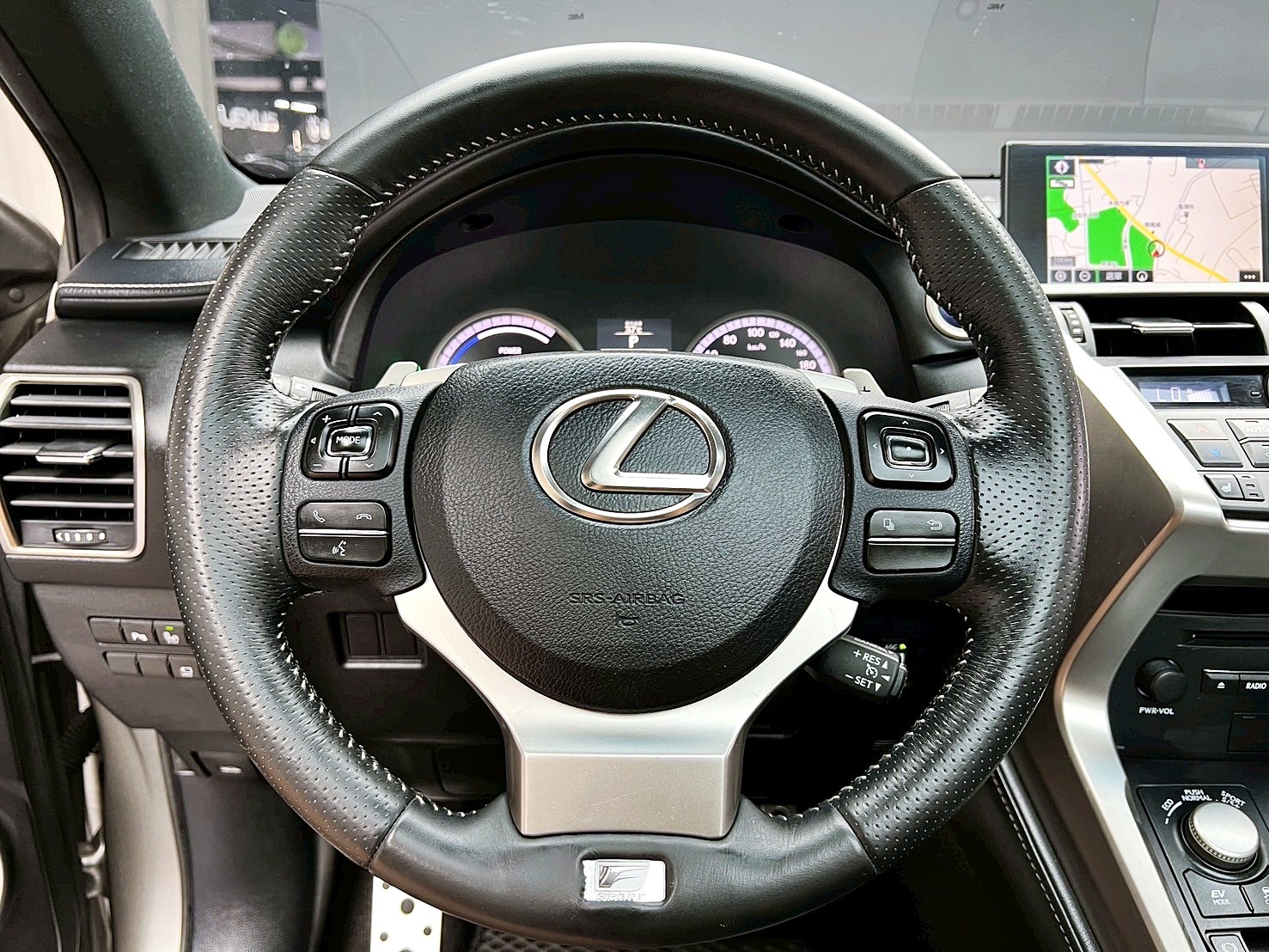 全台到府賞車 2015 Lexus NX300h AWD F-SPORT版『小李經理』元禾國際車業/中古車/促銷中  第12張相片