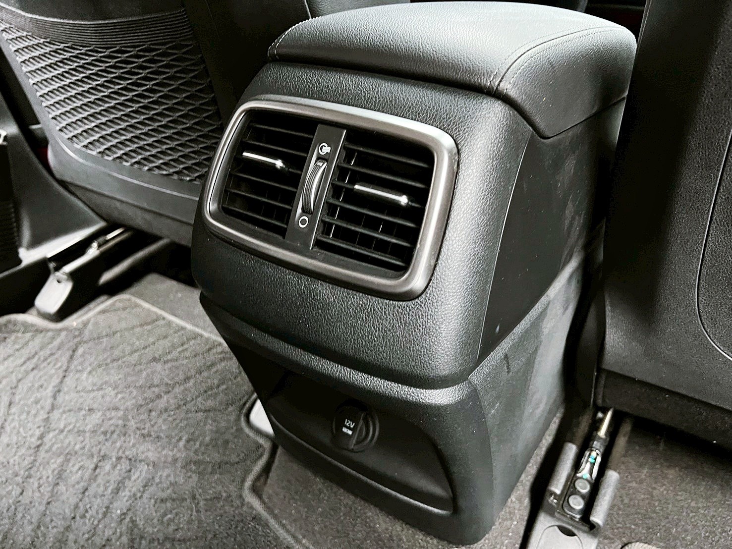 全台到府賞車 2019/20 Kia Sorento 七人座豪華版『小李經理』元禾國際車業/中古車/促銷中  第17張相片